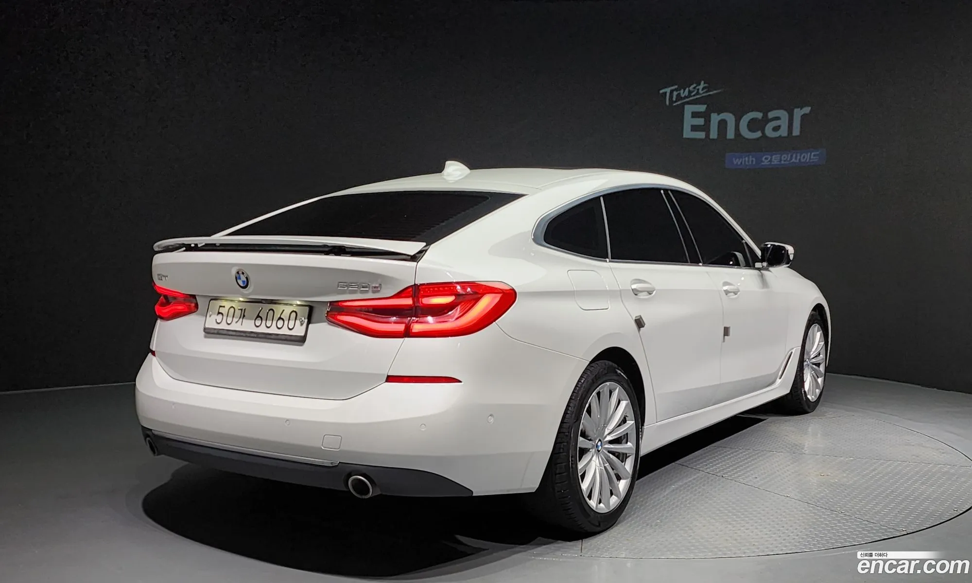 BMW 6 Series Gt G32 620D Luxury - фотография 12479491