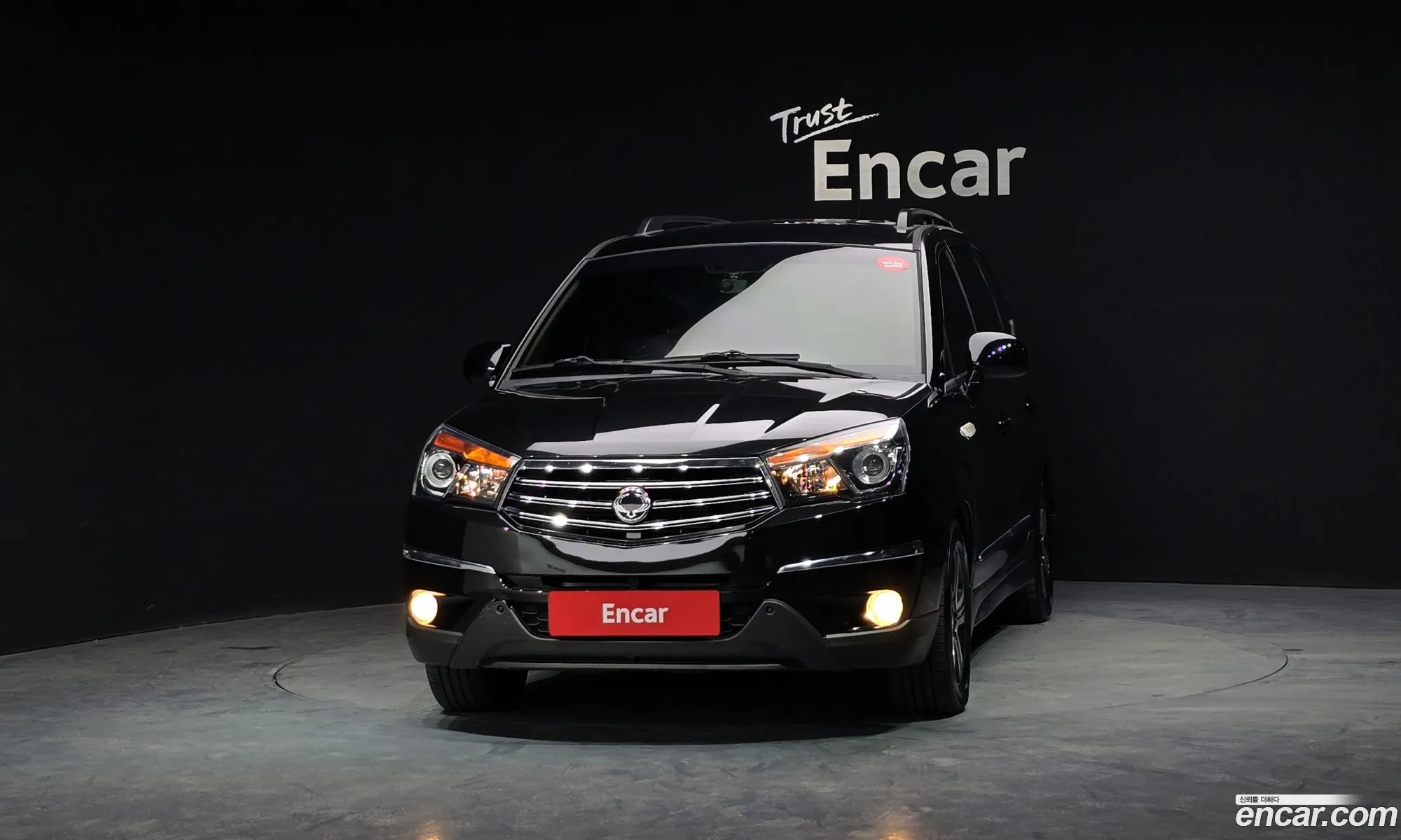 Kg Mobility Ssangyong Korando Turismo 4Wd Gt 9-Seater - фотография 6565024