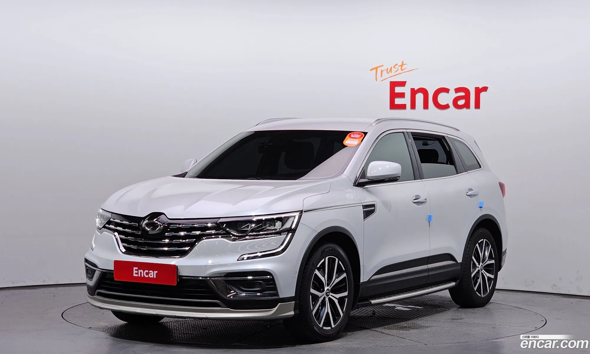 Renault Korea Samsung The New Qm6 20 Lpe Re Signature 2Wd - фотография 7742223
