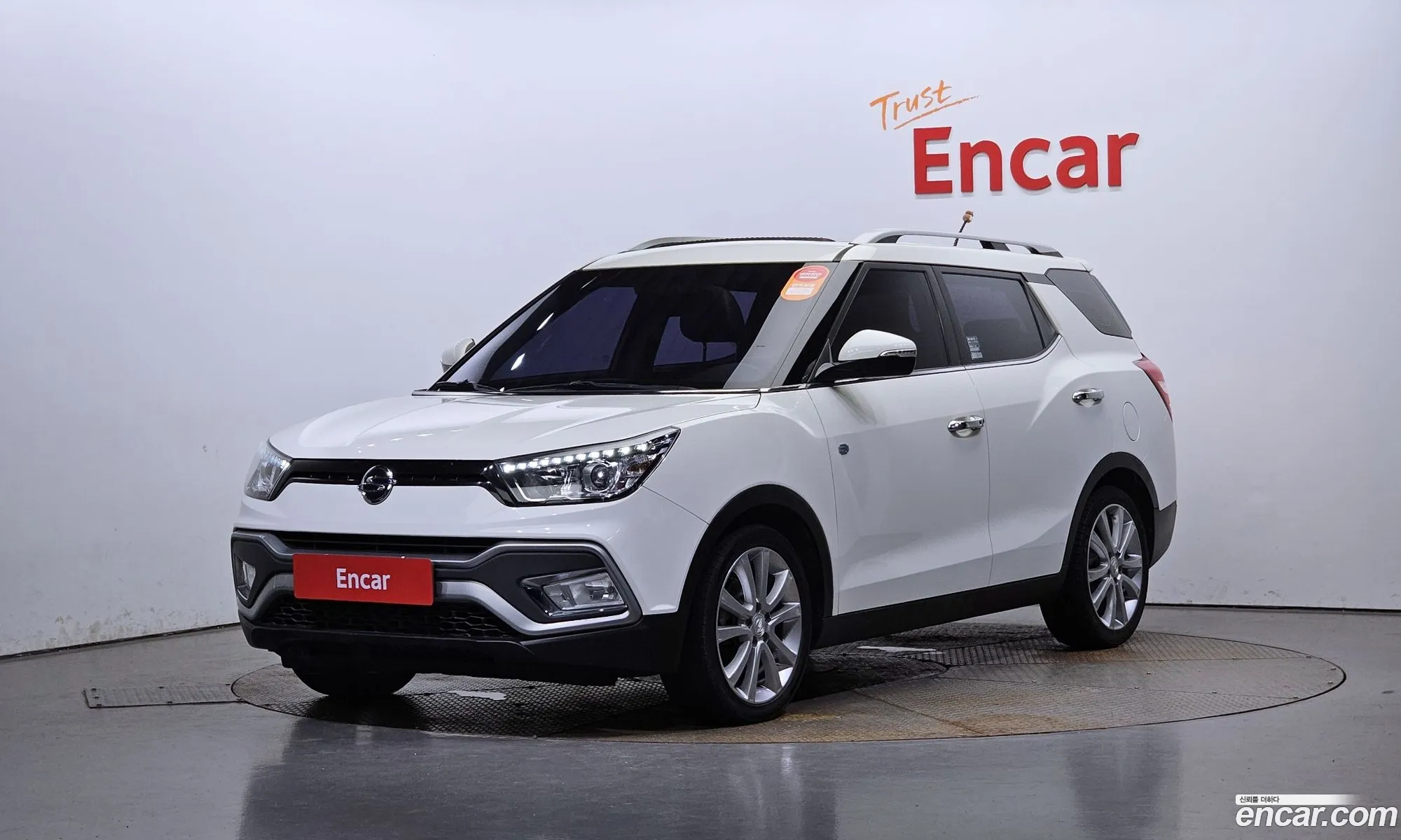 Kg Mobility Ssangyong Tivoli Air Diesel Ix 2Wd - фотография 8007875