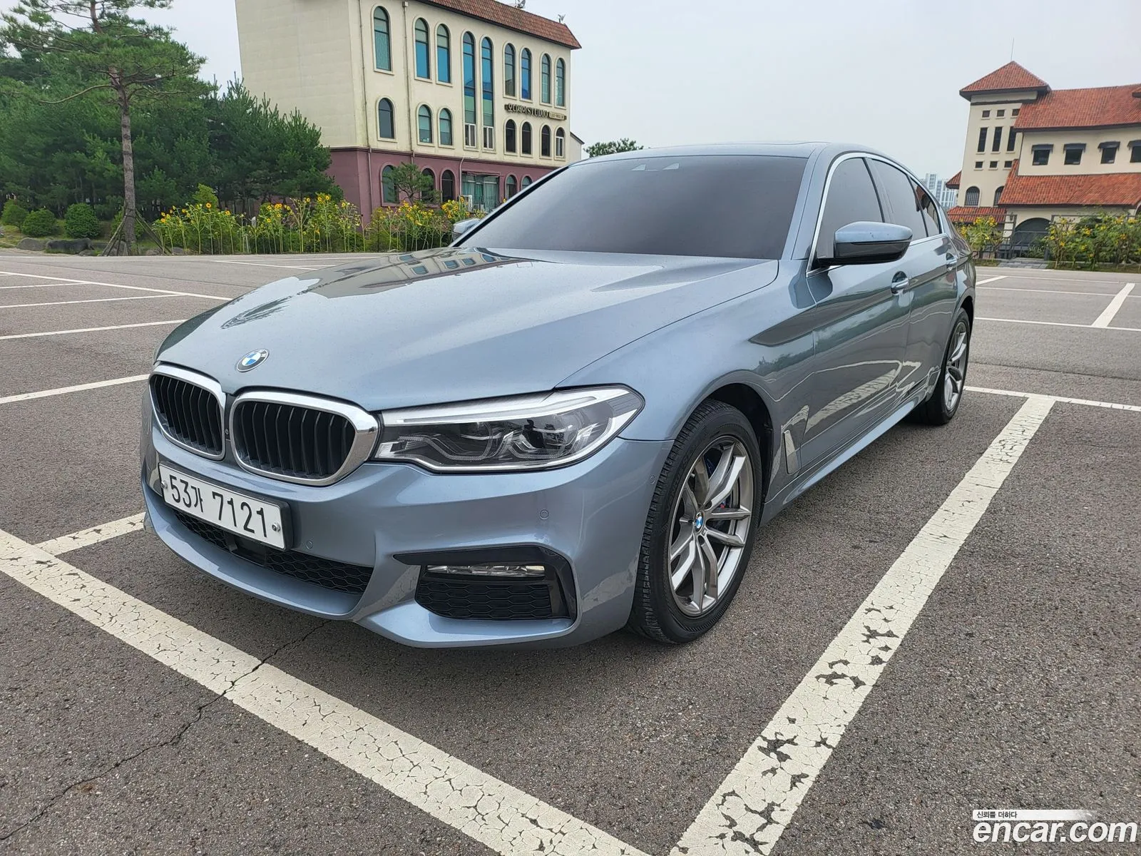 BMW 5 Series G30 530I xDrive M Sport Plus - фотография 12443239