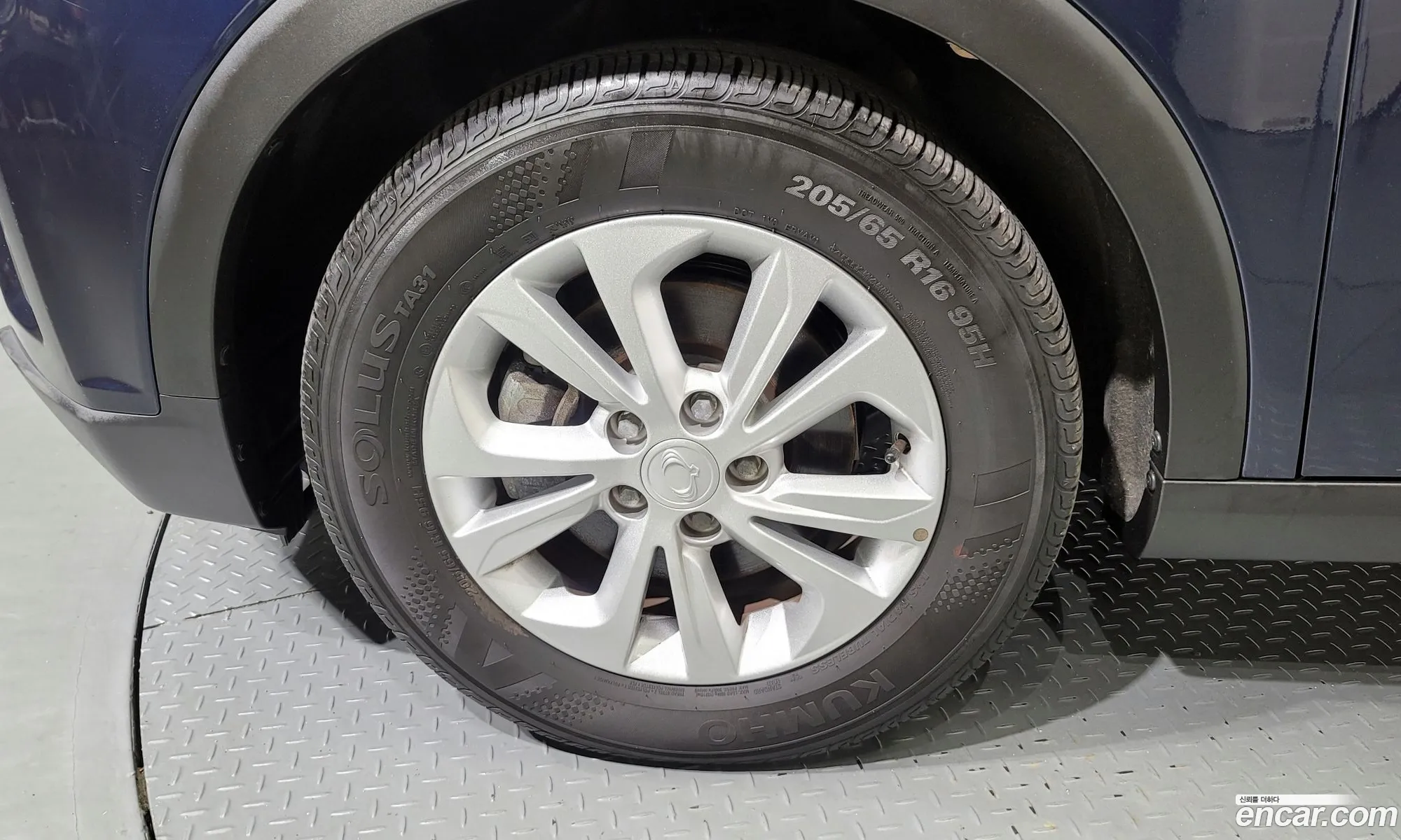 Kg Mobility Ssangyong Very New Tivoli Gasoline 15 2Wd V1 - фотография 7497423