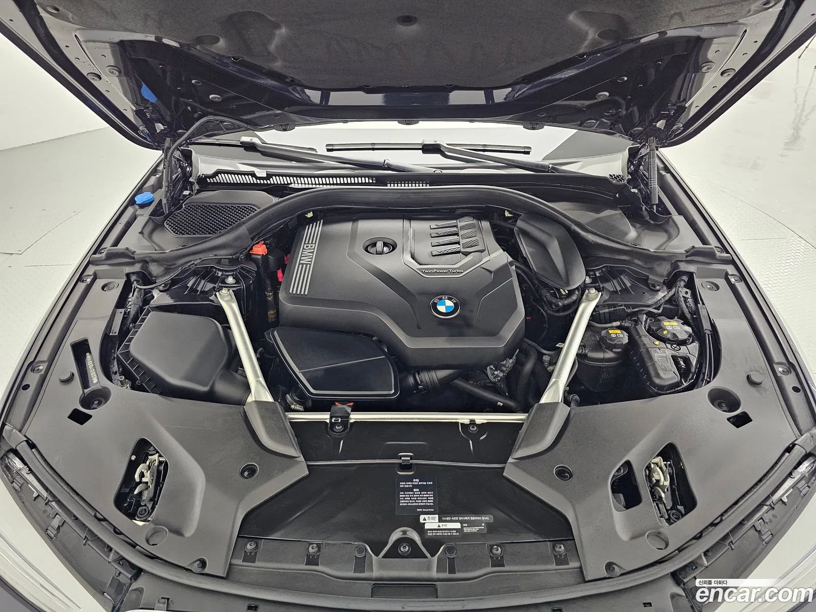BMW 5 Series G30 520I M Sports - фотография 8486242