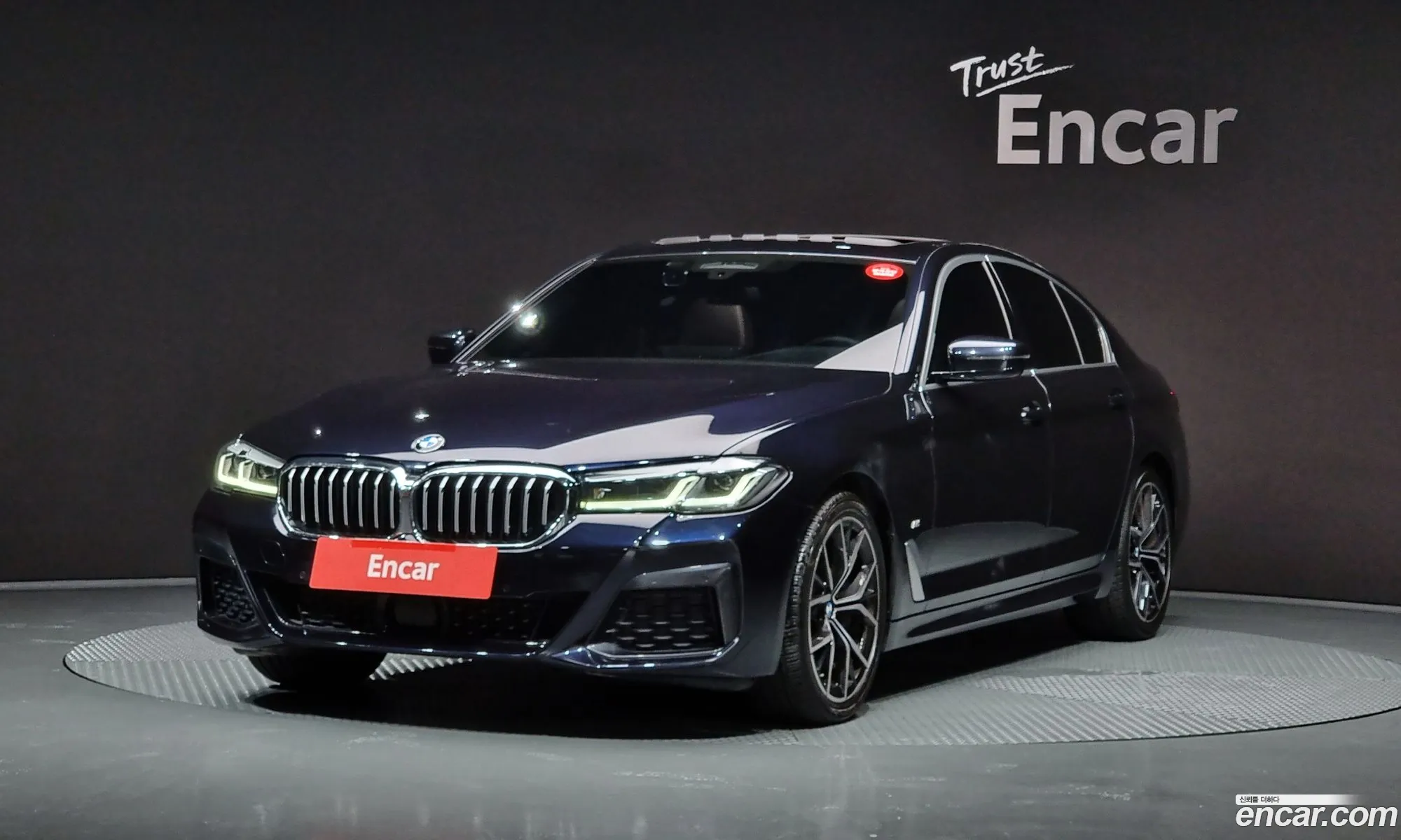 BMW 5 Series G30 530I xDrive M Sports - фотография 6811583