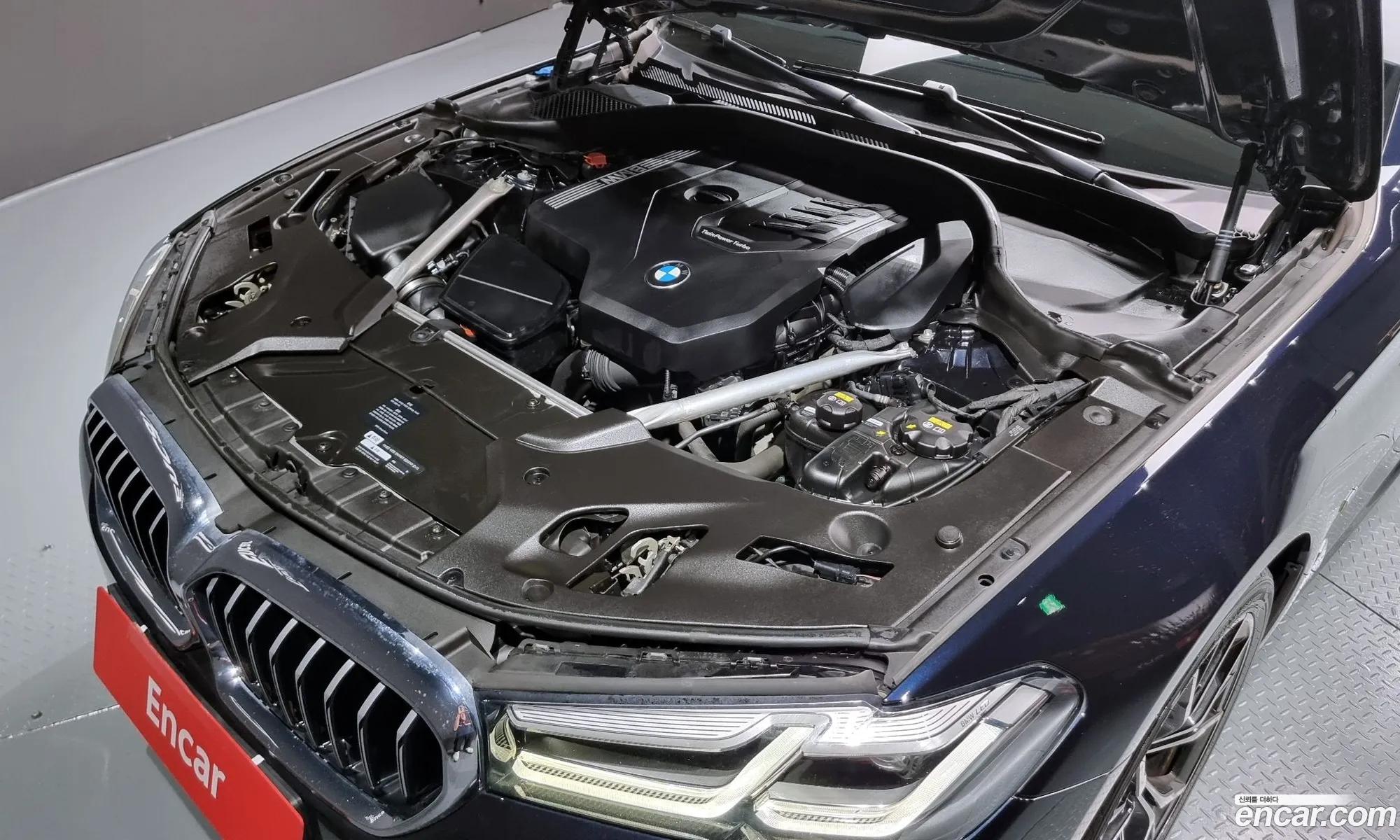 BMW 5 Series G30 530I xDrive M Sports - фотография 6811588