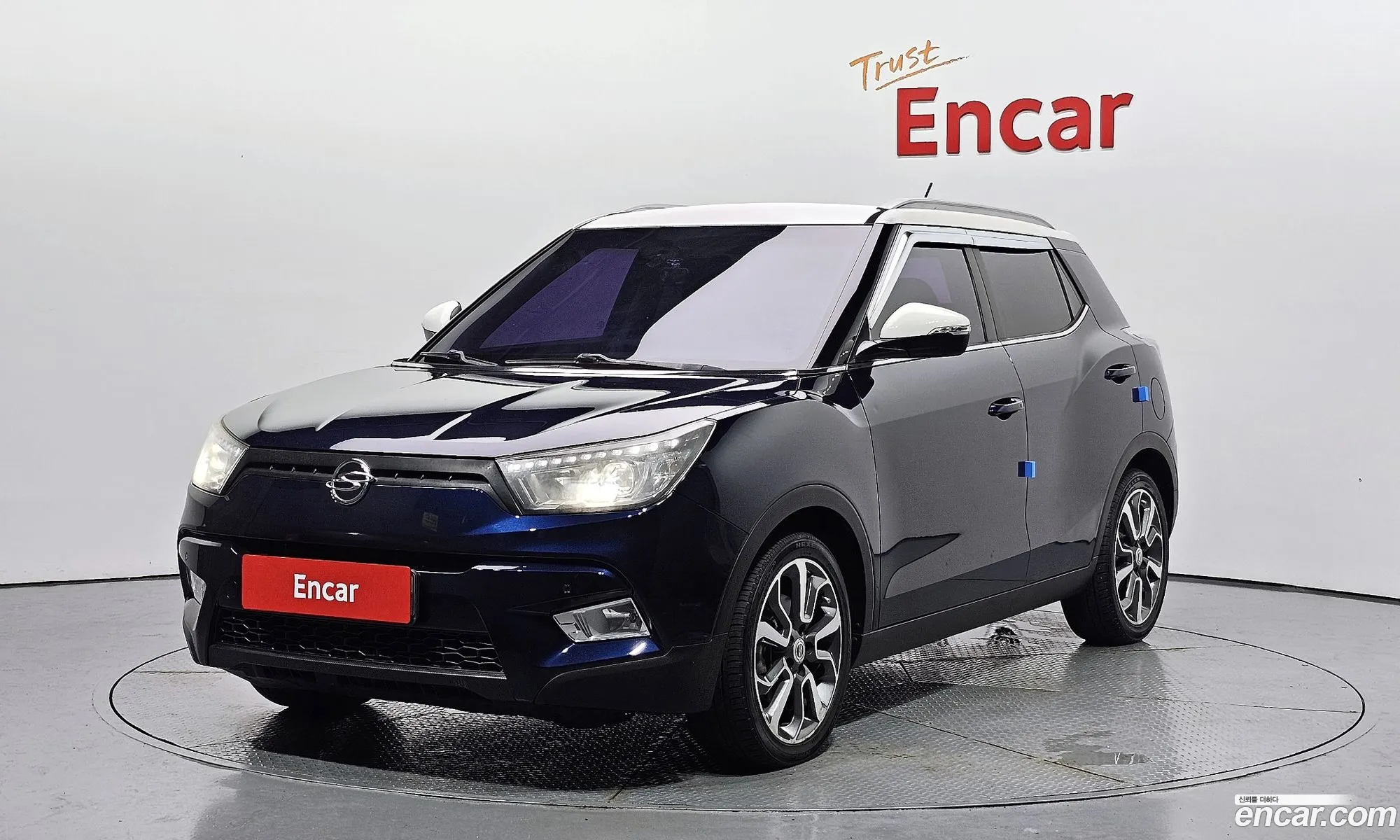 Kg Mobility Ssangyong Tivoli Lx 2Wd Top-Of-The-Line Model - фотография 7265103