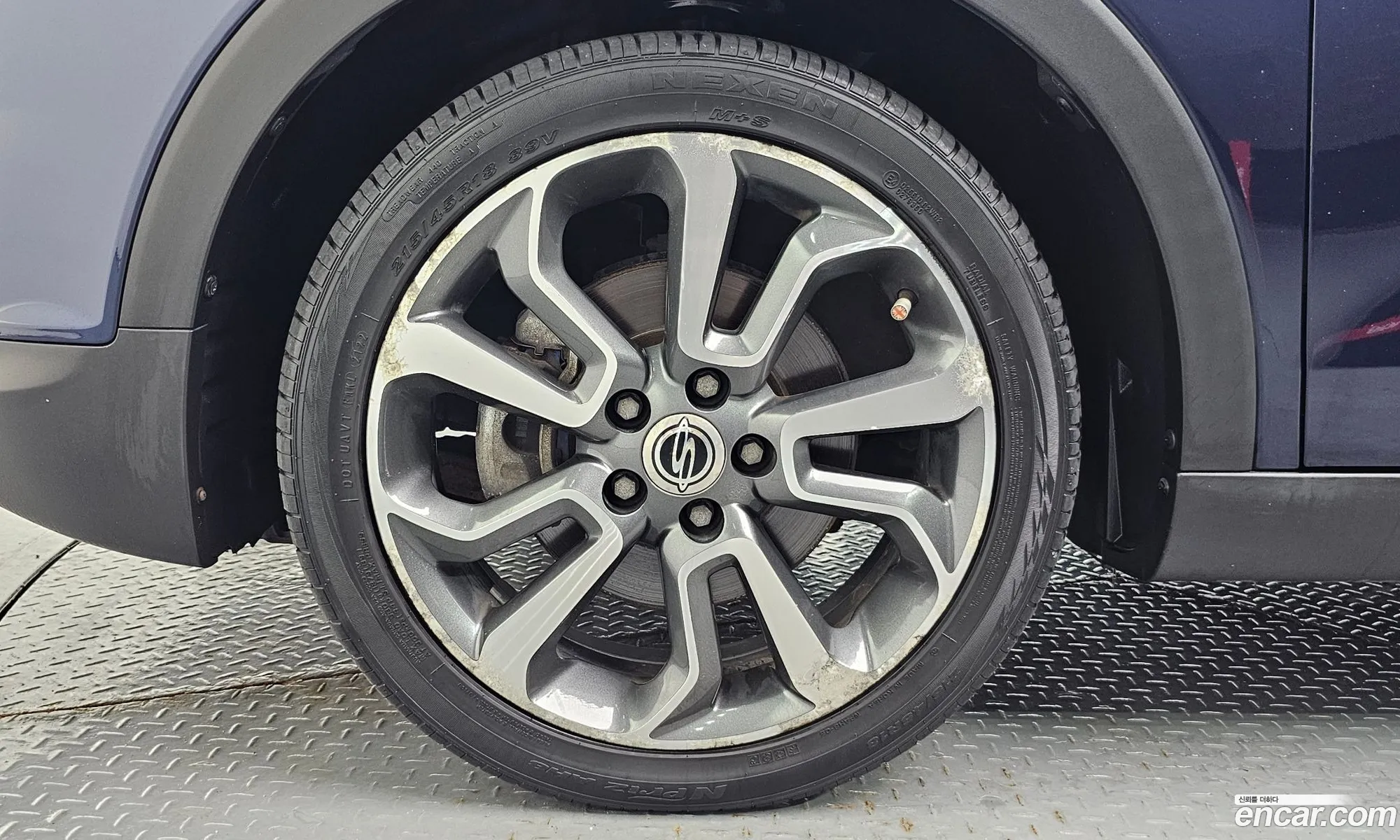 Kg Mobility Ssangyong Tivoli Lx 2Wd Top-Of-The-Line Model - фотография 7265107