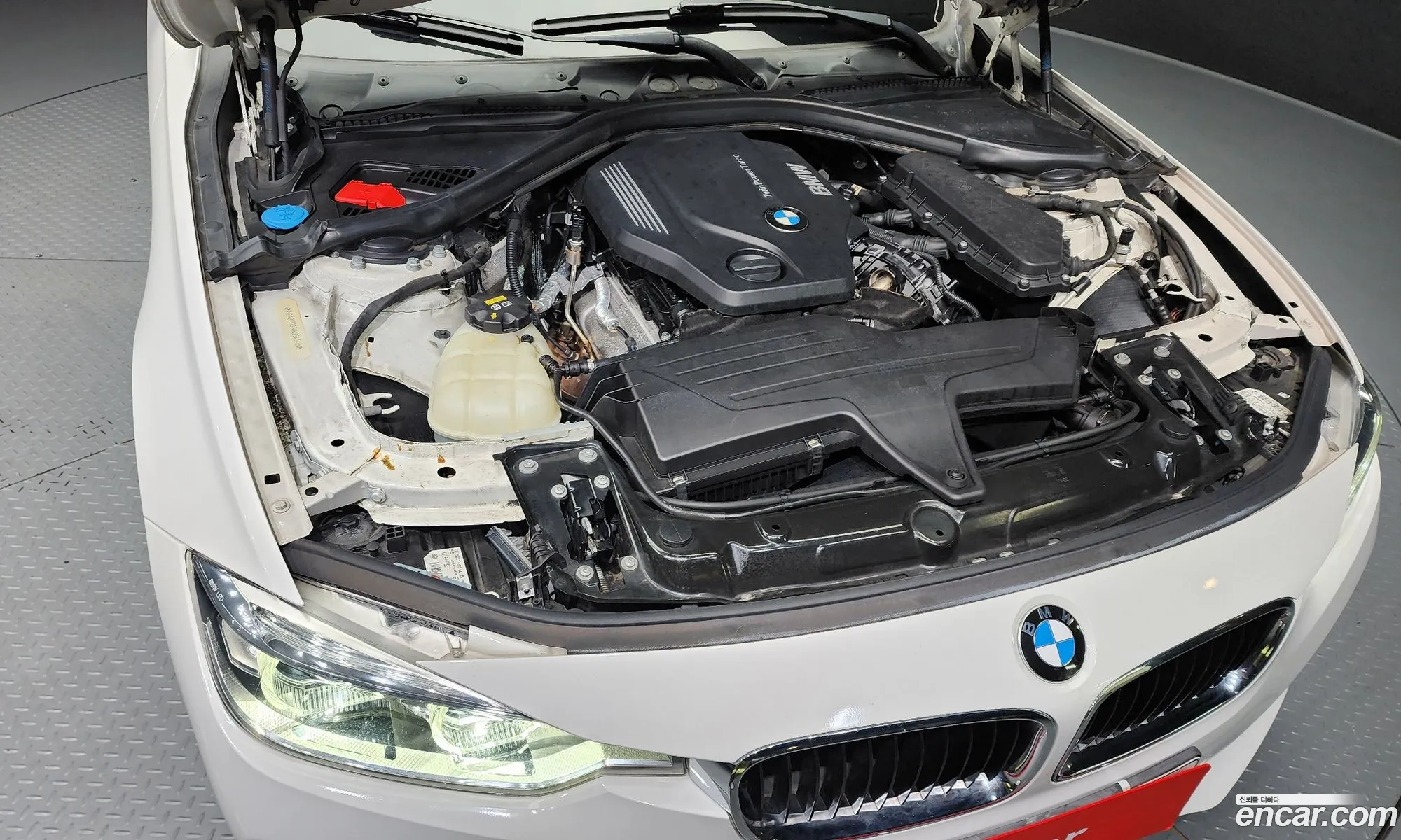 BMW 3 Series F30 320D - фотография 4849718