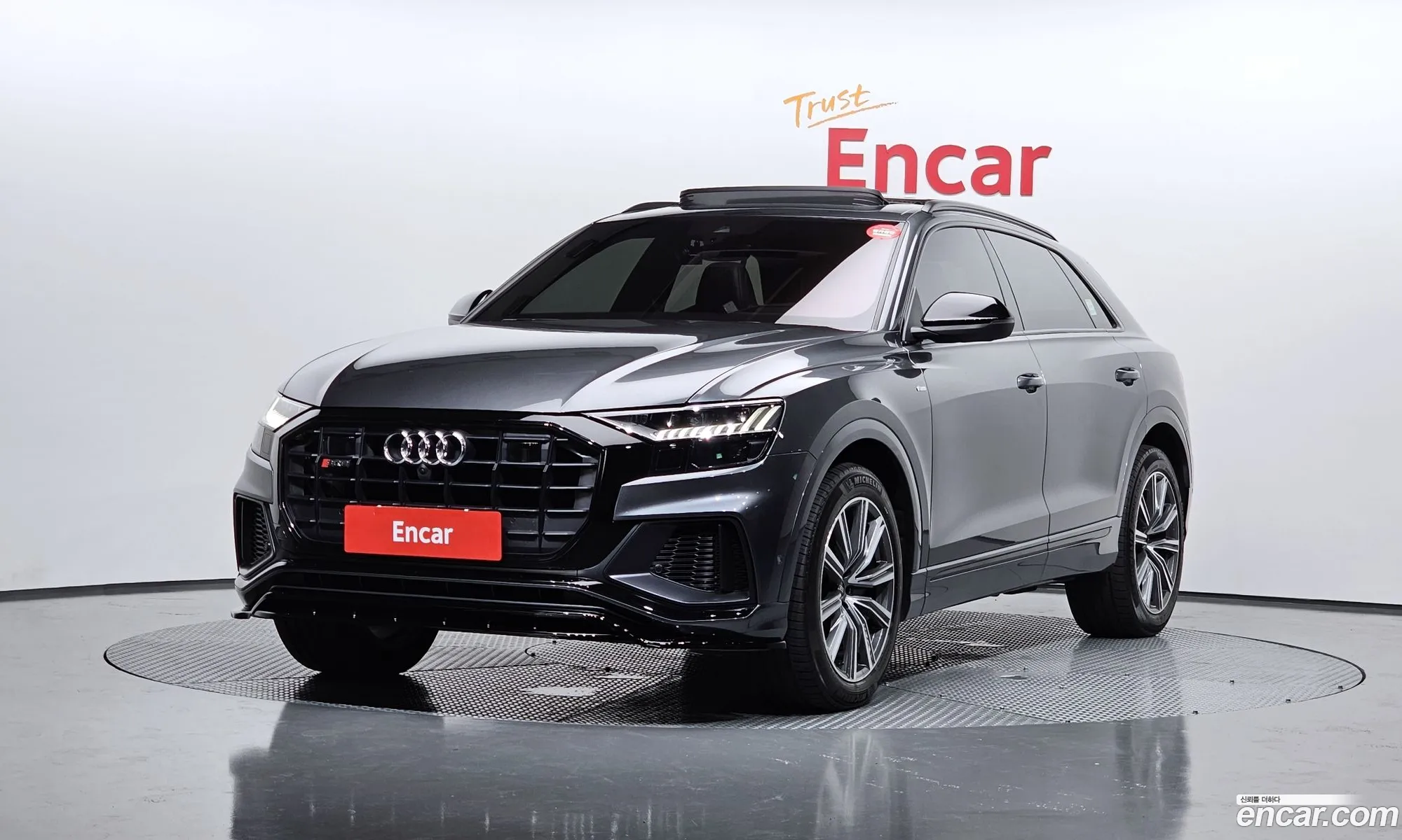 Audi Q8 4M 55 Tfsi Quattro Premium - фотография 1450568