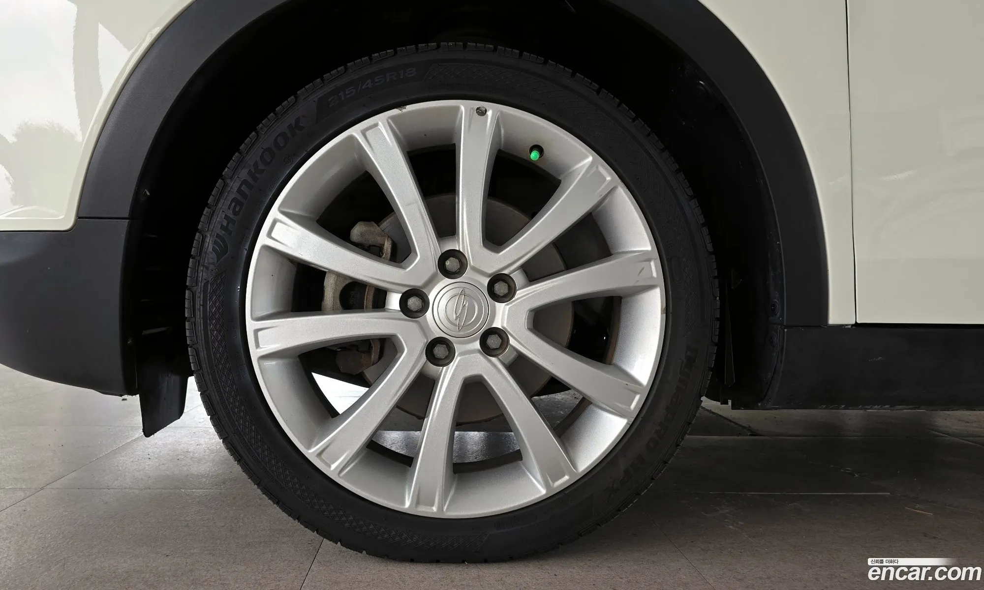 Kg Mobility Ssangyong Tivoli Air Diesel Ix 2Wd - фотография 5167246