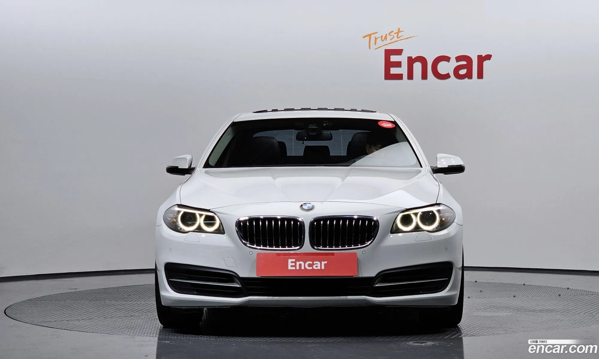 BMW 5 Series F10 520D xDrive - фотография 6811573