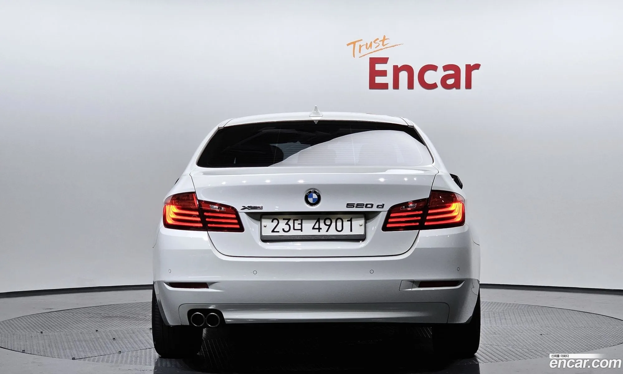 BMW 5 Series F10 520D xDrive - фотография 6811574