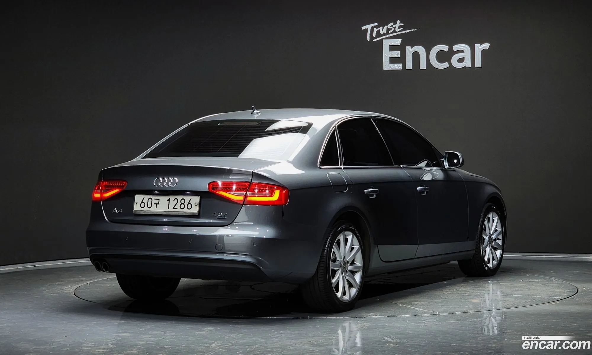 Audi New A4 20 Tfsi Quattro B8 - фотография 1199093