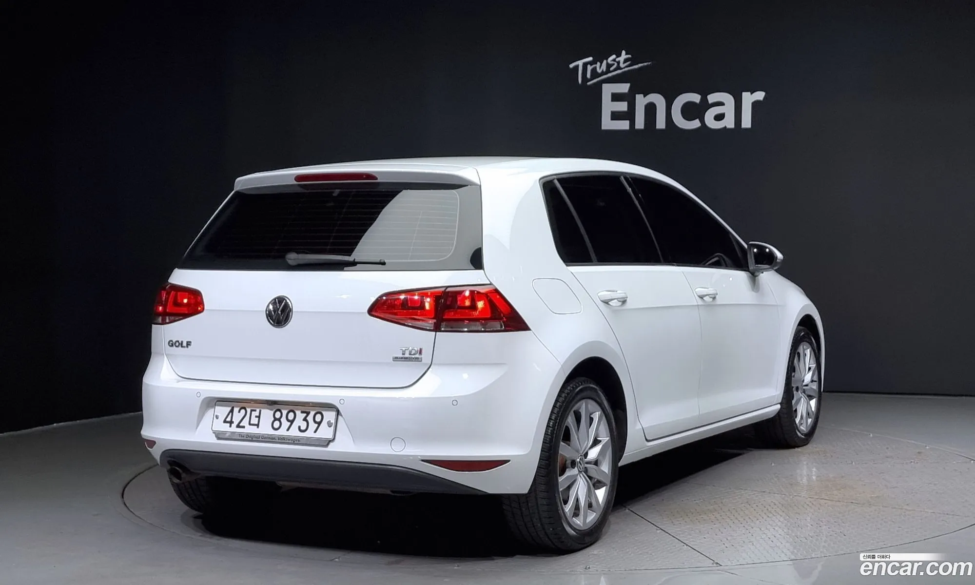Volkswagen Golf 7Th Generation 16 Tdi - фотография 8191854