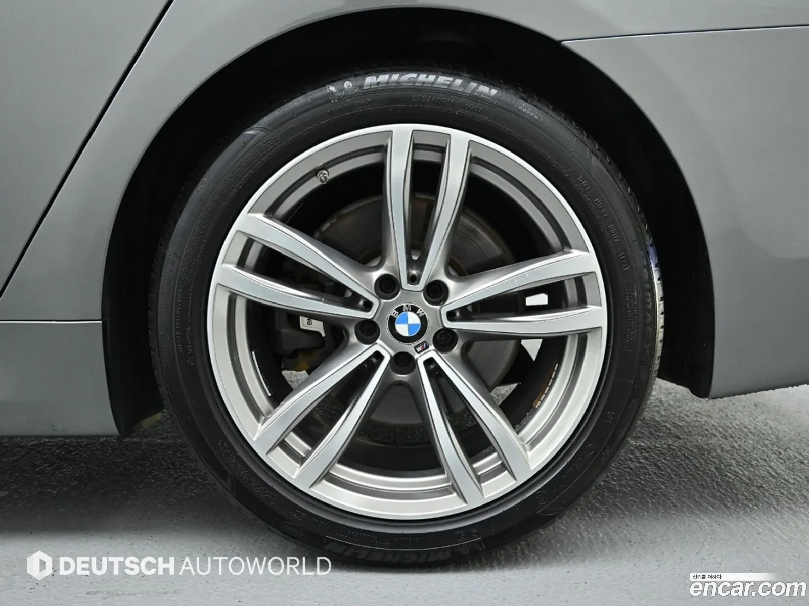 BMW 7 Series G11 740D xDrive M Sports - фотография 5531459