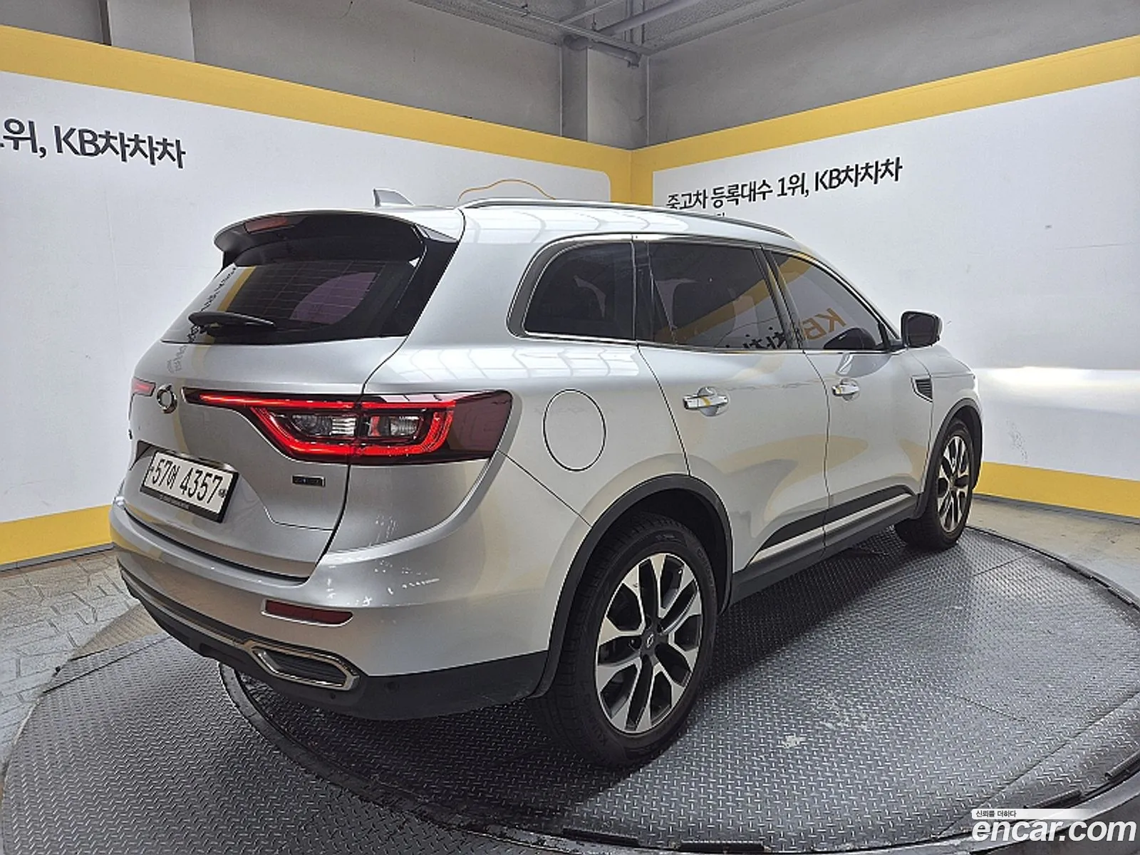 Renault Korea Samsung Qm6 Diesel 4Wd Re Signature - фотография 8270082