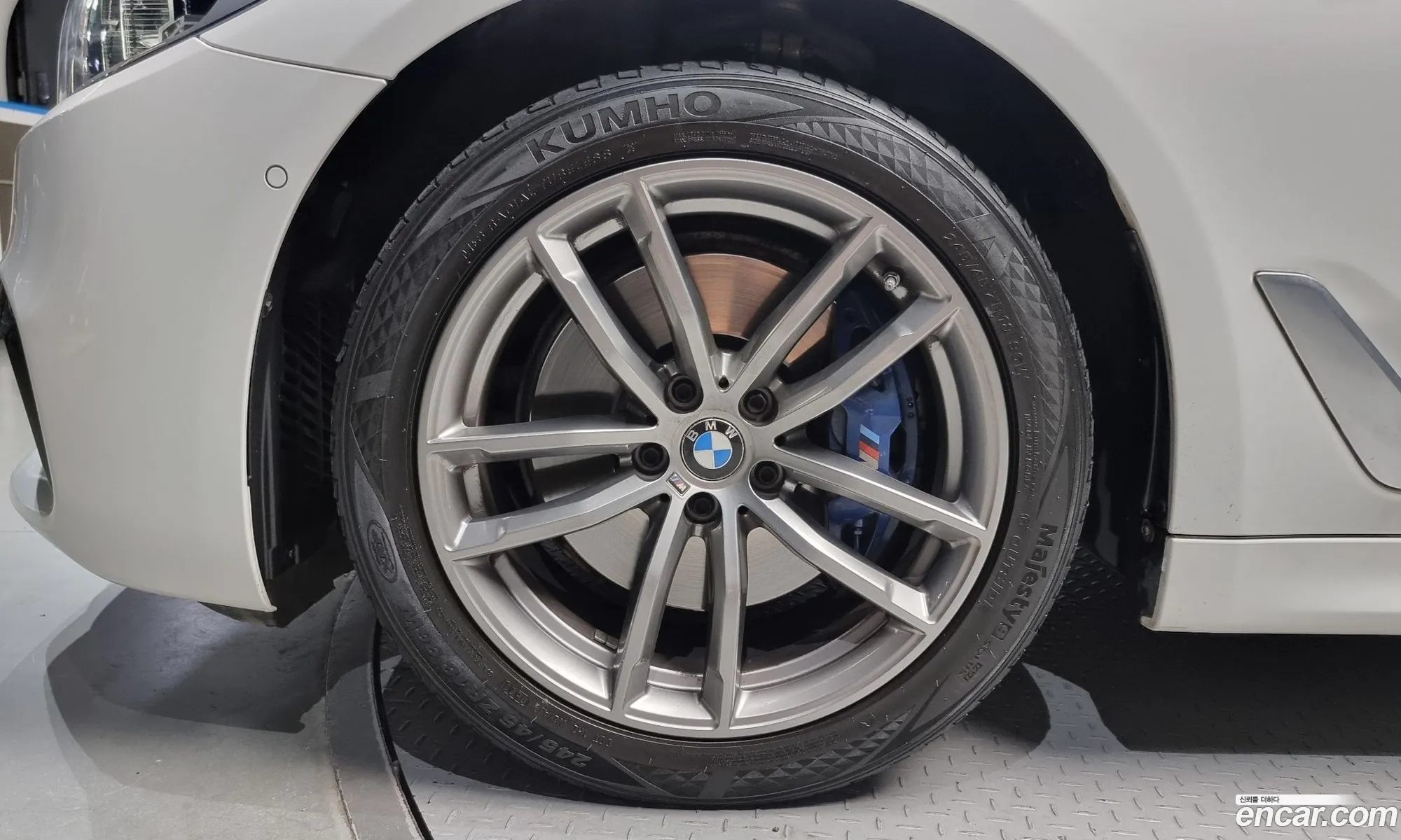 BMW 5 Series G30 530I xDrive M Sport Plus - фотография 8663786