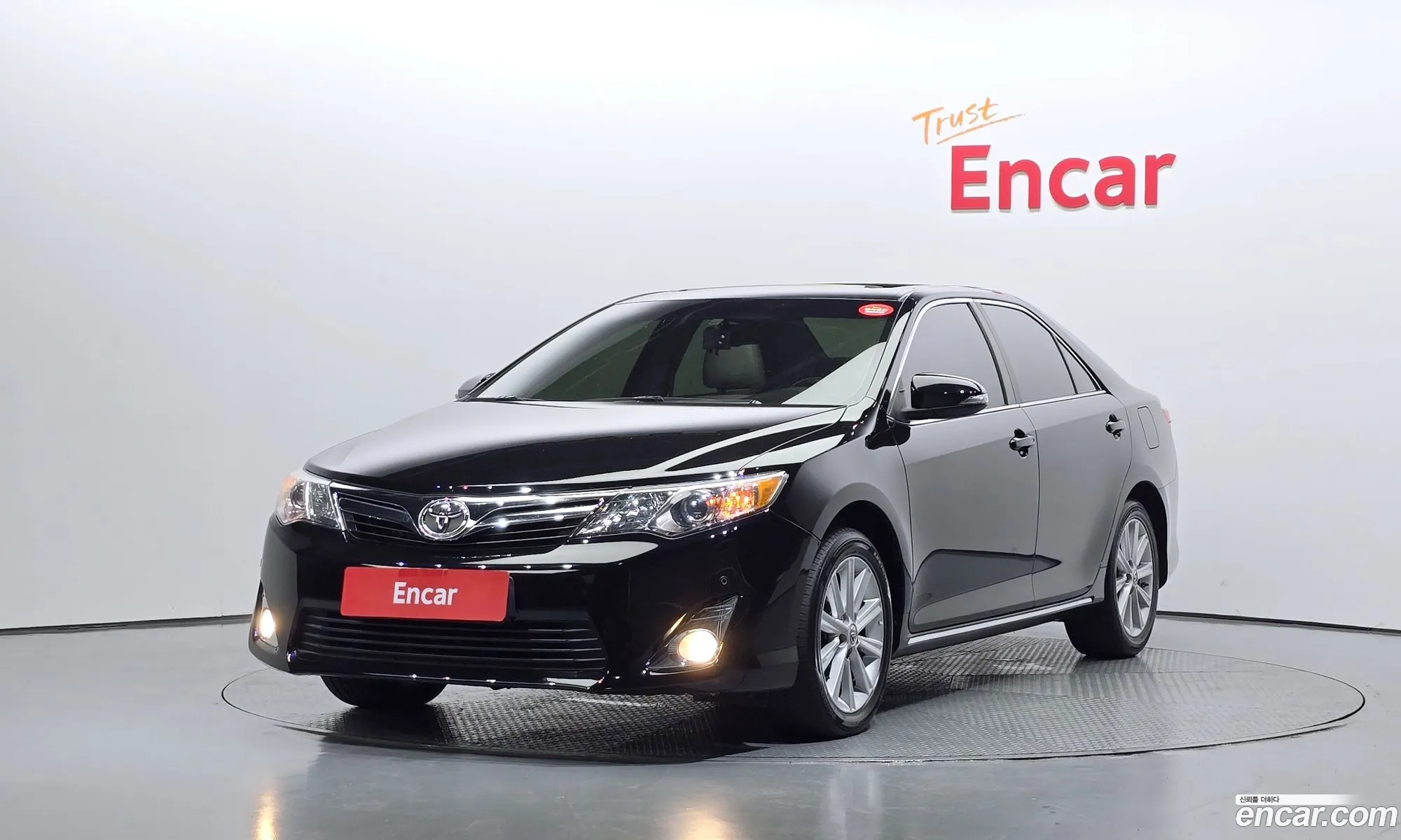 Toyota New Camry 25 Xle - фотография 15415680