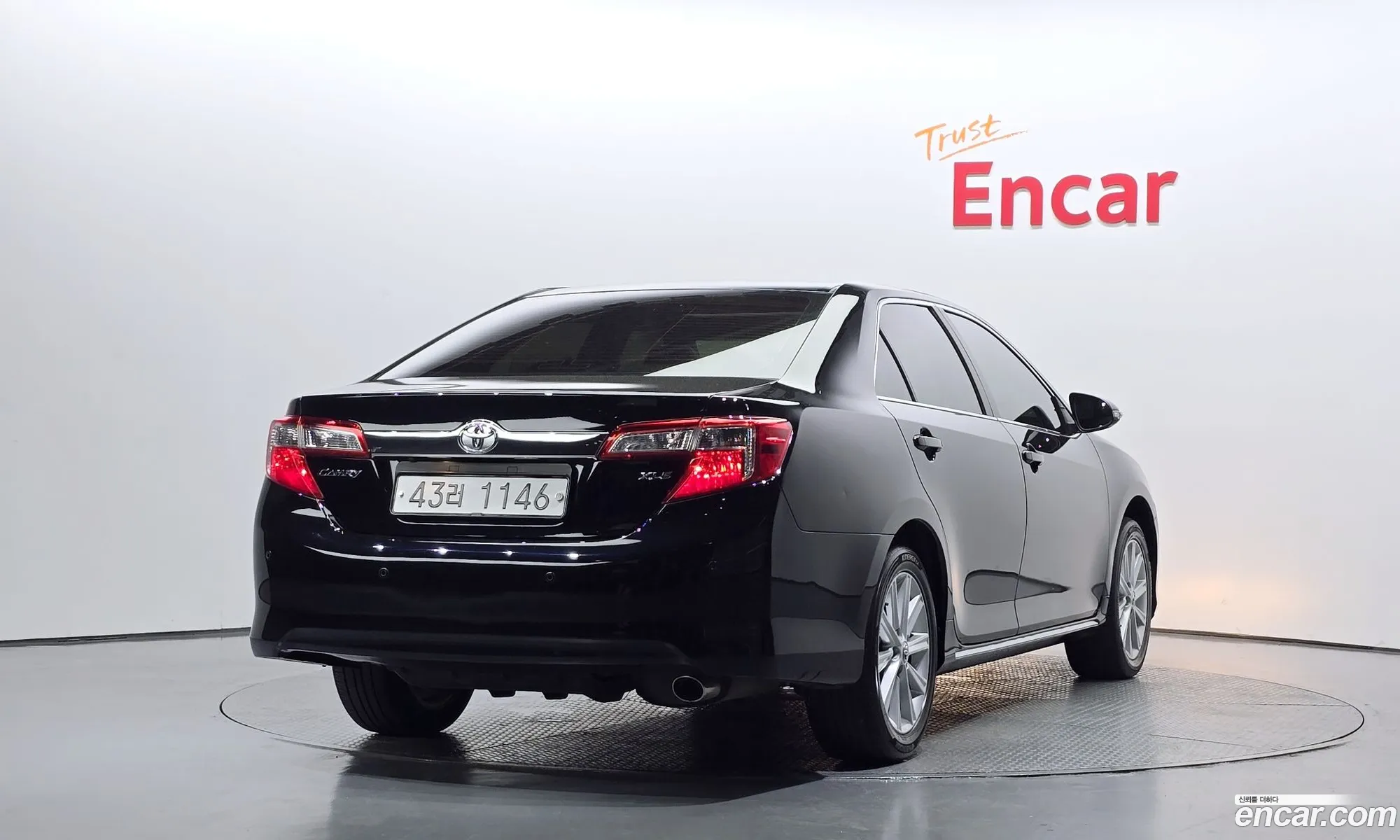 Toyota New Camry 25 Xle - фотография 15415681