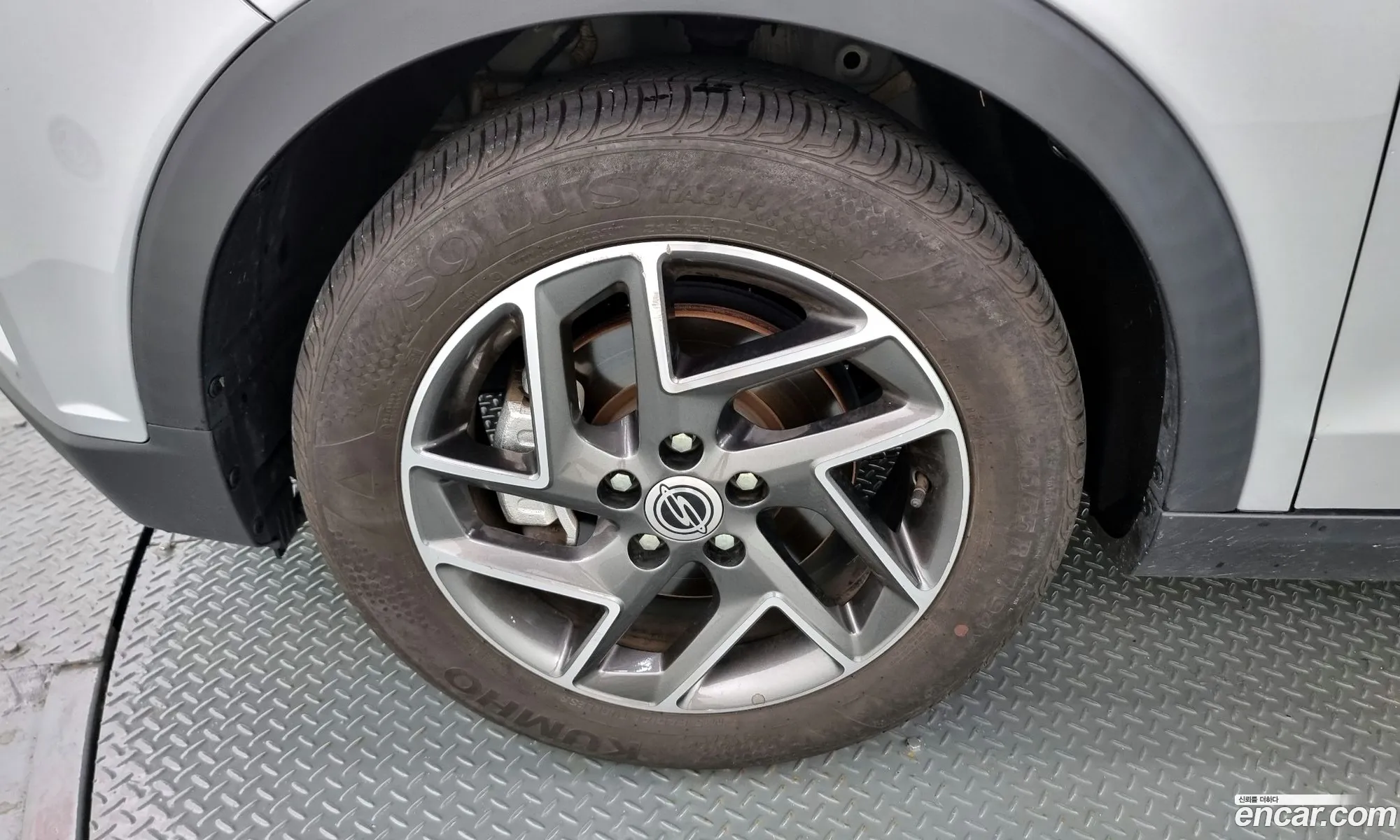 Kg Mobility Ssangyong Very New Tivoli Gasoline 15 2Wd V3 - фотография 7395523