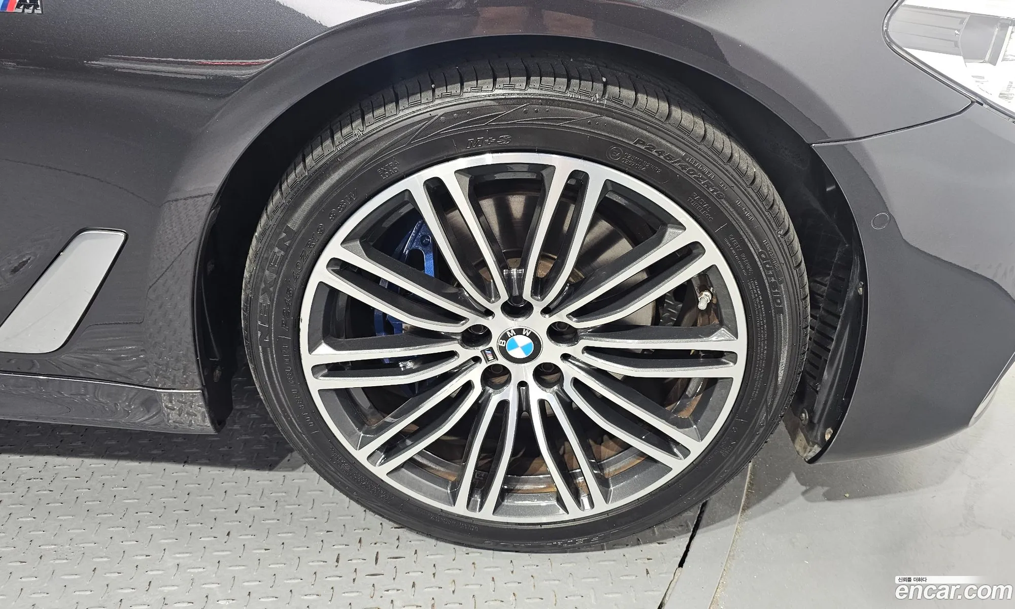BMW 5 Series G30 530I xDrive M Sport Plus - фотография 6311385