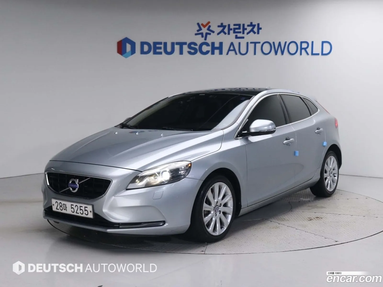 Volvo V40 D4 2Nd Generation - фотография 6562342