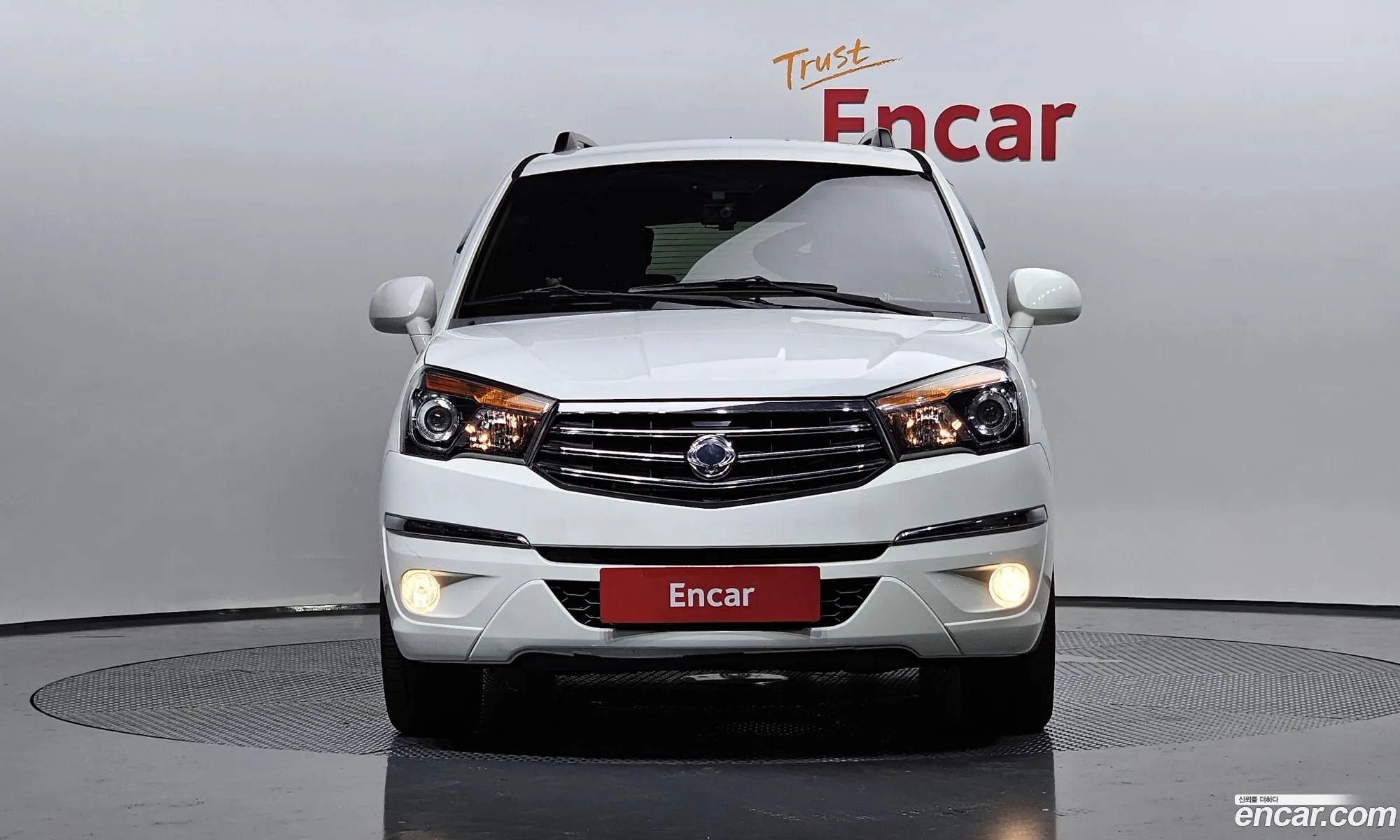 Kg Mobility Ssangyong Korando Turismo 4Wd 9-Seater Adventure 60Th Edition - фотография 7666069