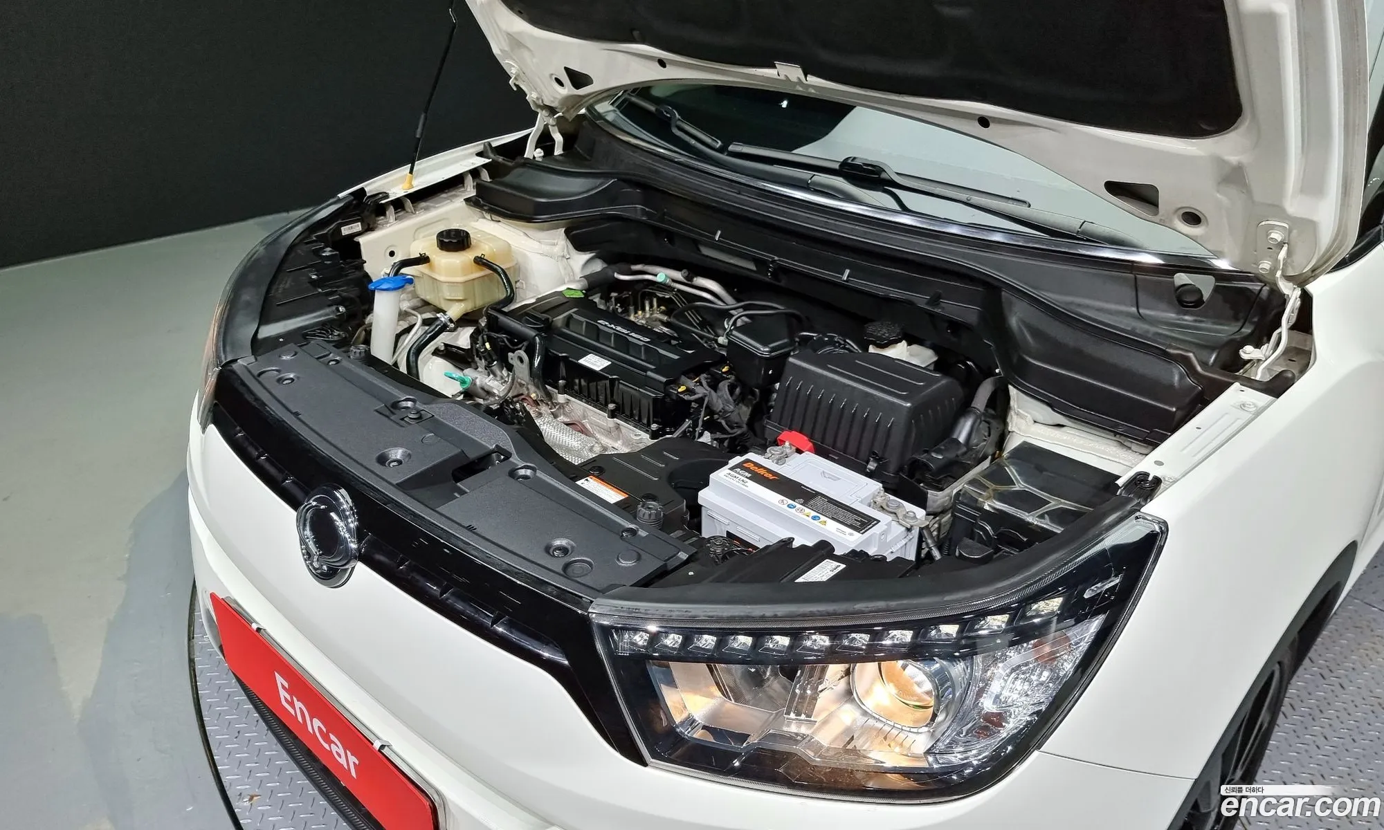 Kg Mobility Ssangyong Tivoli Lx 2Wd Luxury Model - фотография 7973418