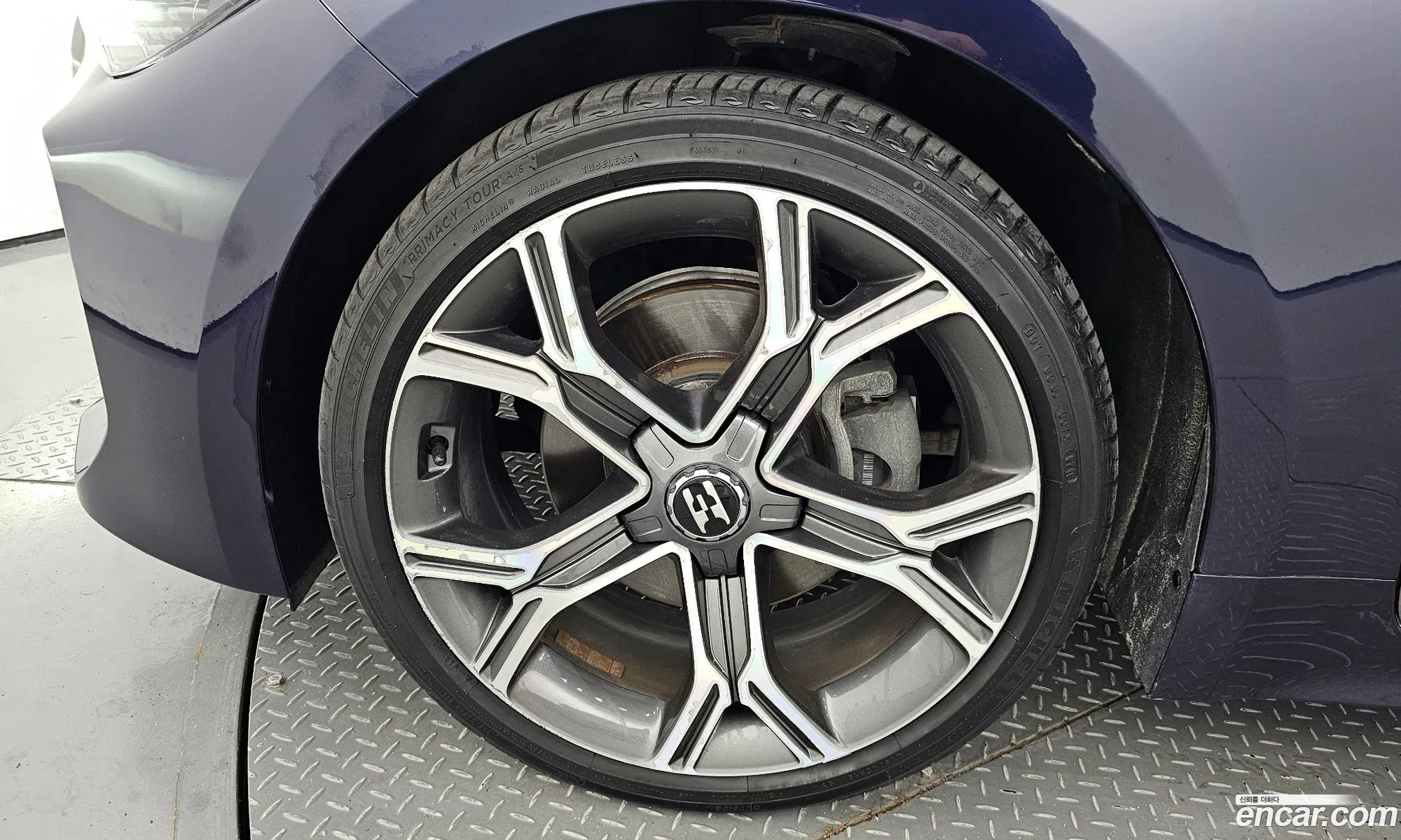 Kia Stinger 20 Turbo 2Wd Platinum - фотография 12608156