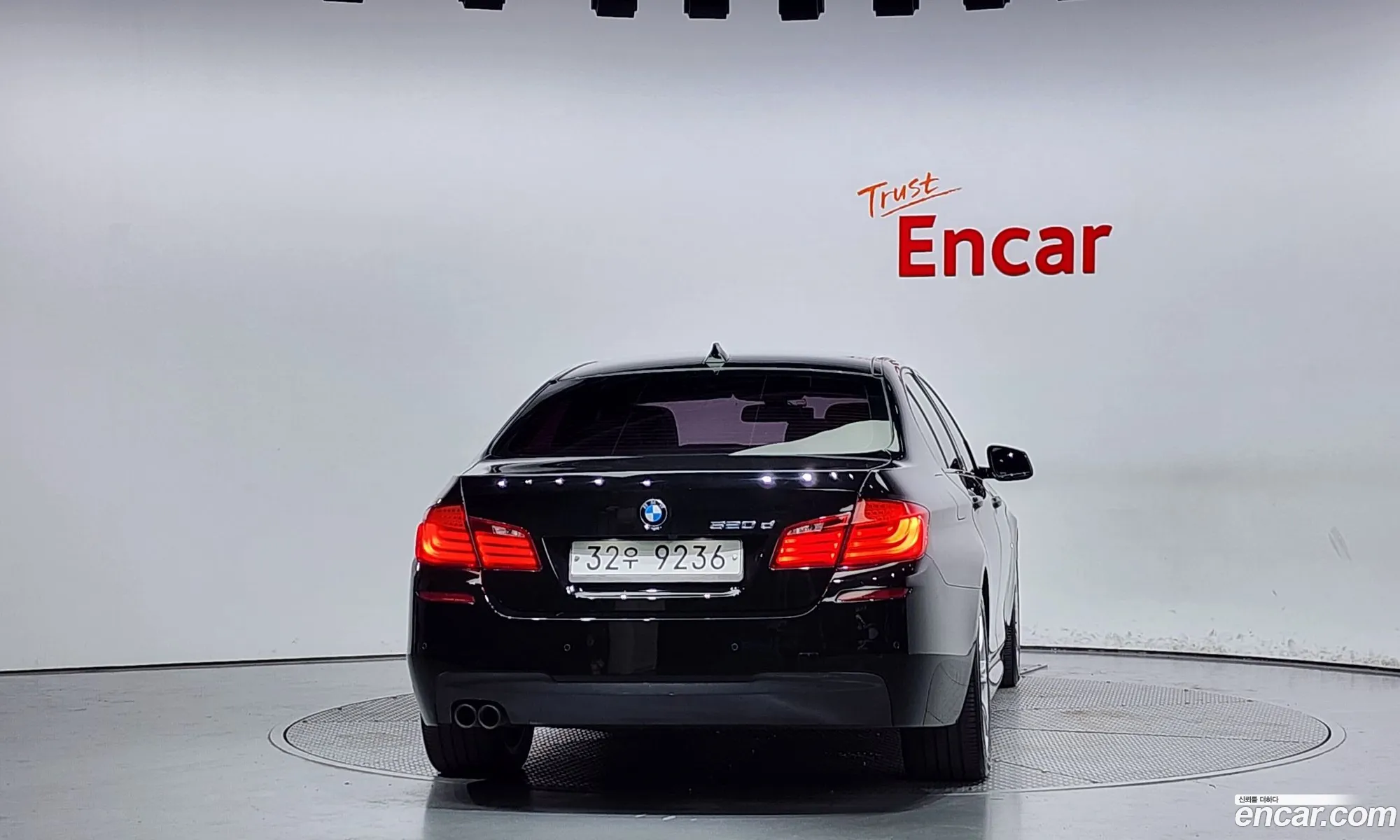 BMW 5 Series F10 520D M Sports - фотография 6741321