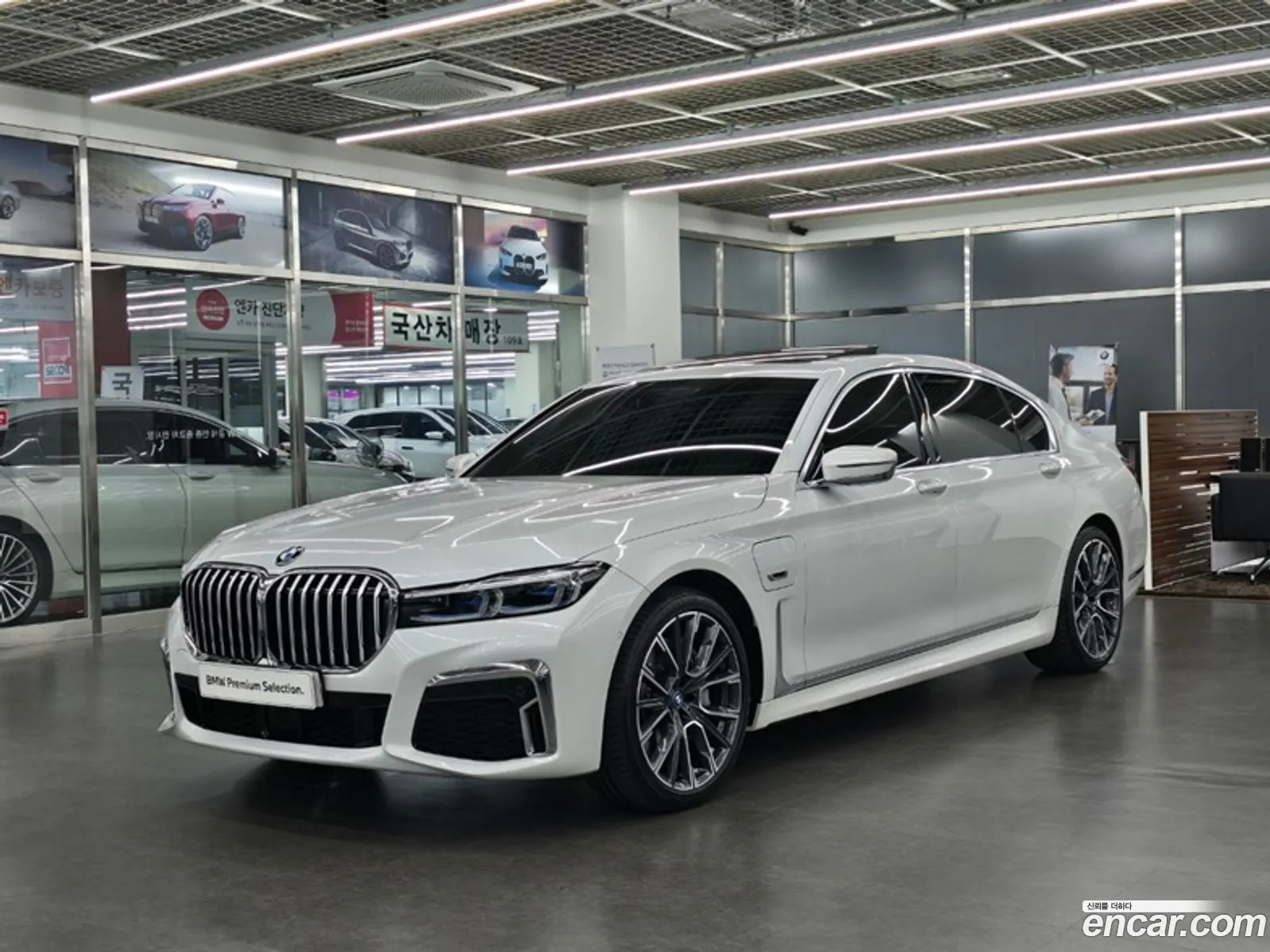 BMW 7 Series G11 745Le Iperformance M Sports - фотография 5089316