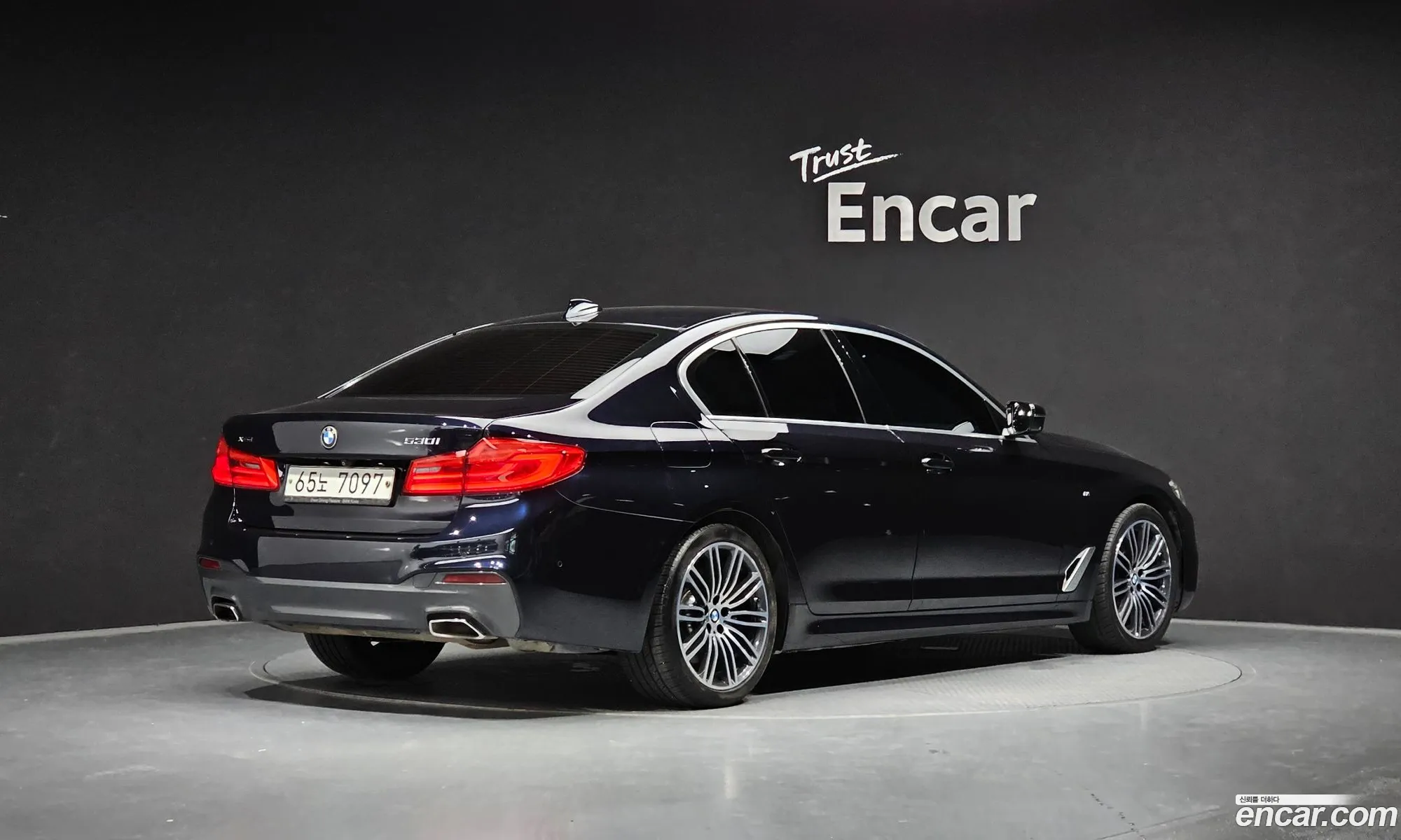 BMW 5 Series G30 530I xDrive M Sport Plus - фотография 12480667