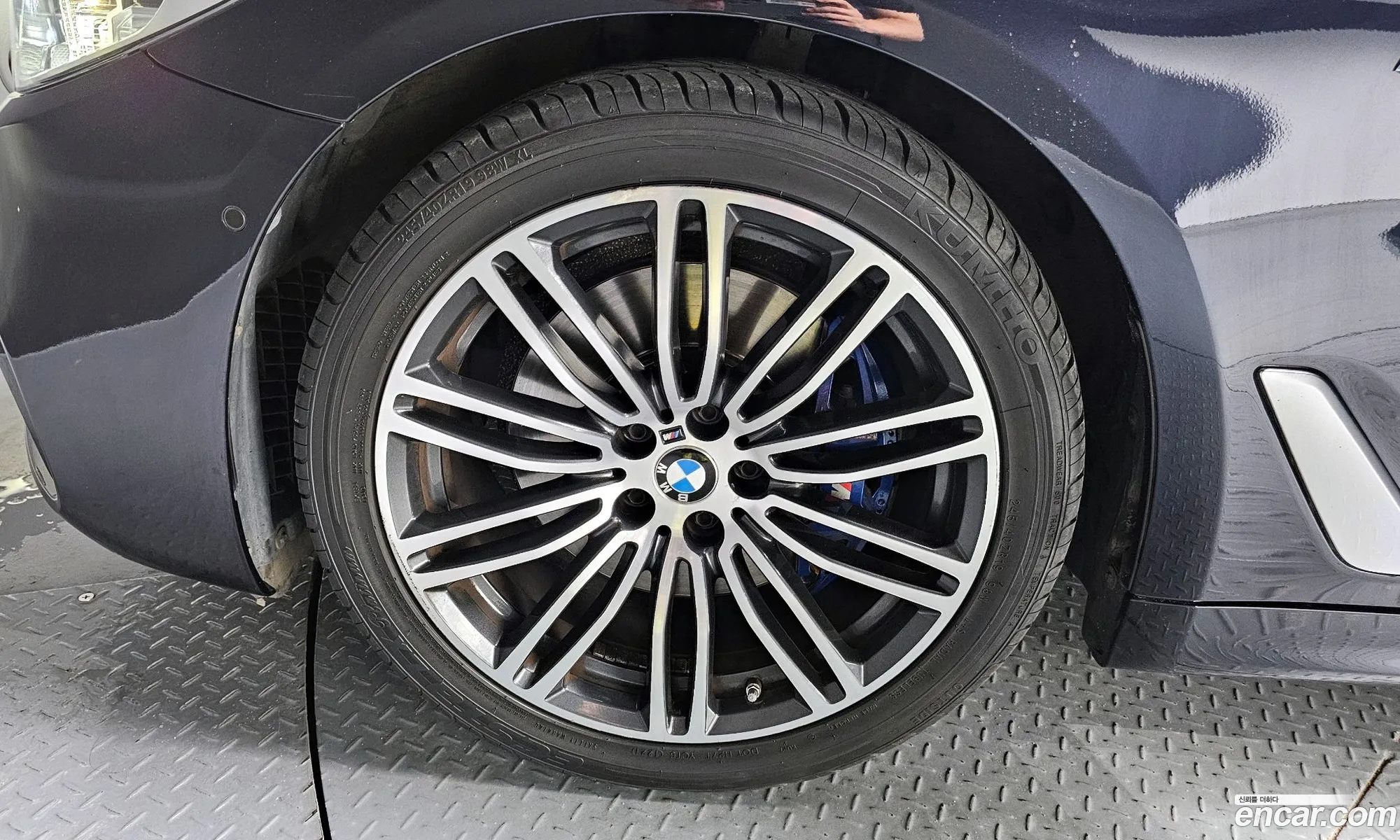 BMW 5 Series G30 530I xDrive M Sport Plus - фотография 12480670