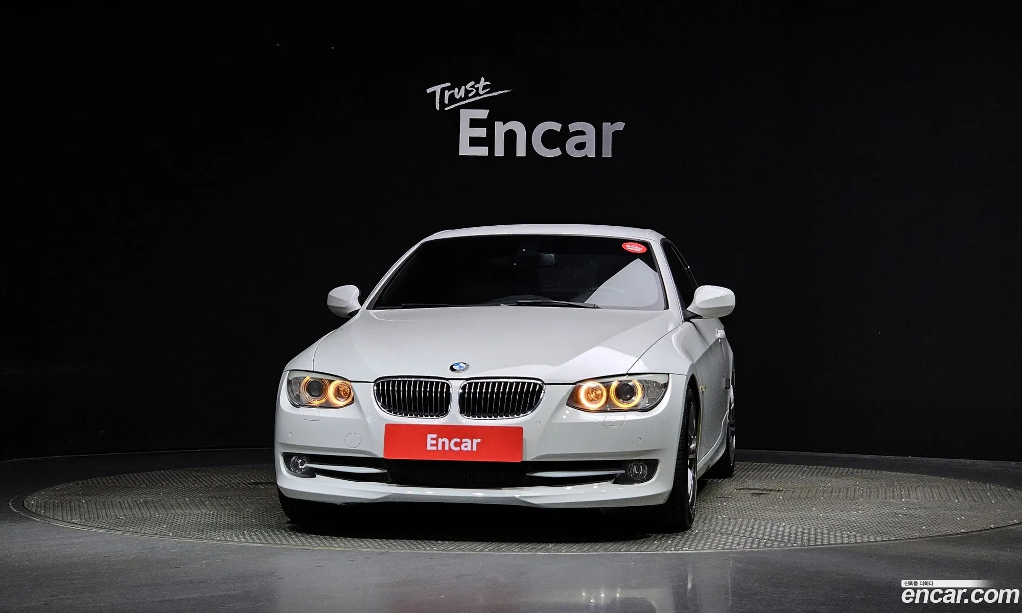 BMW 3 Series E90 328I Convertible - фотография 6585714