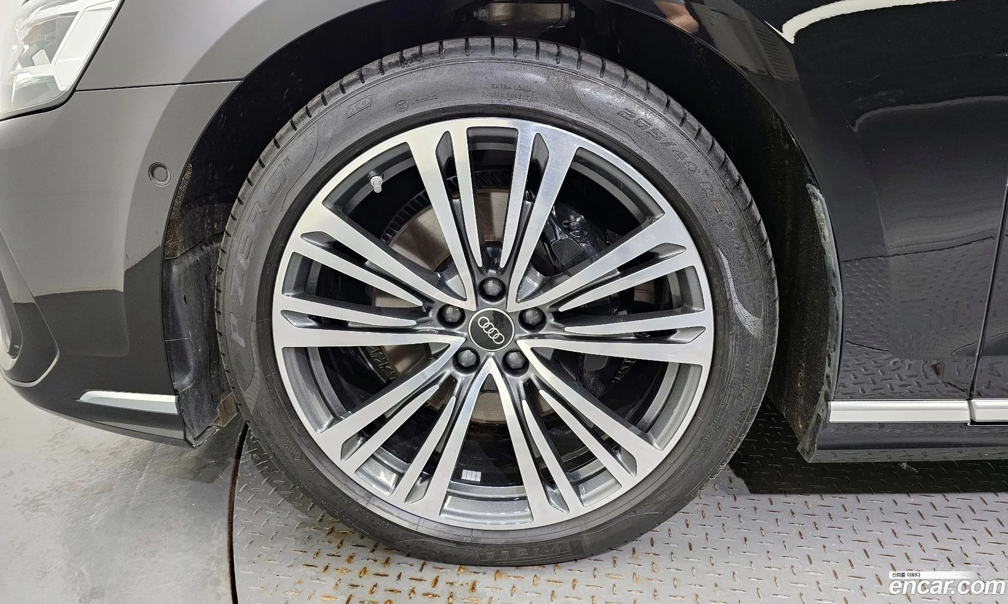 Audi A8 D5 50 Tdi Quattro Premium - фотография 489157