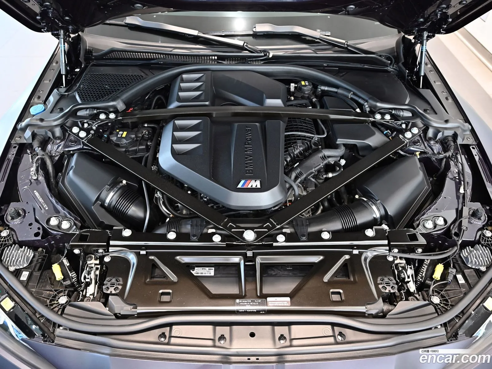 BMW M4 G82 M4 Competition M xDrive 50 Jahre Edition - фотография 4824630