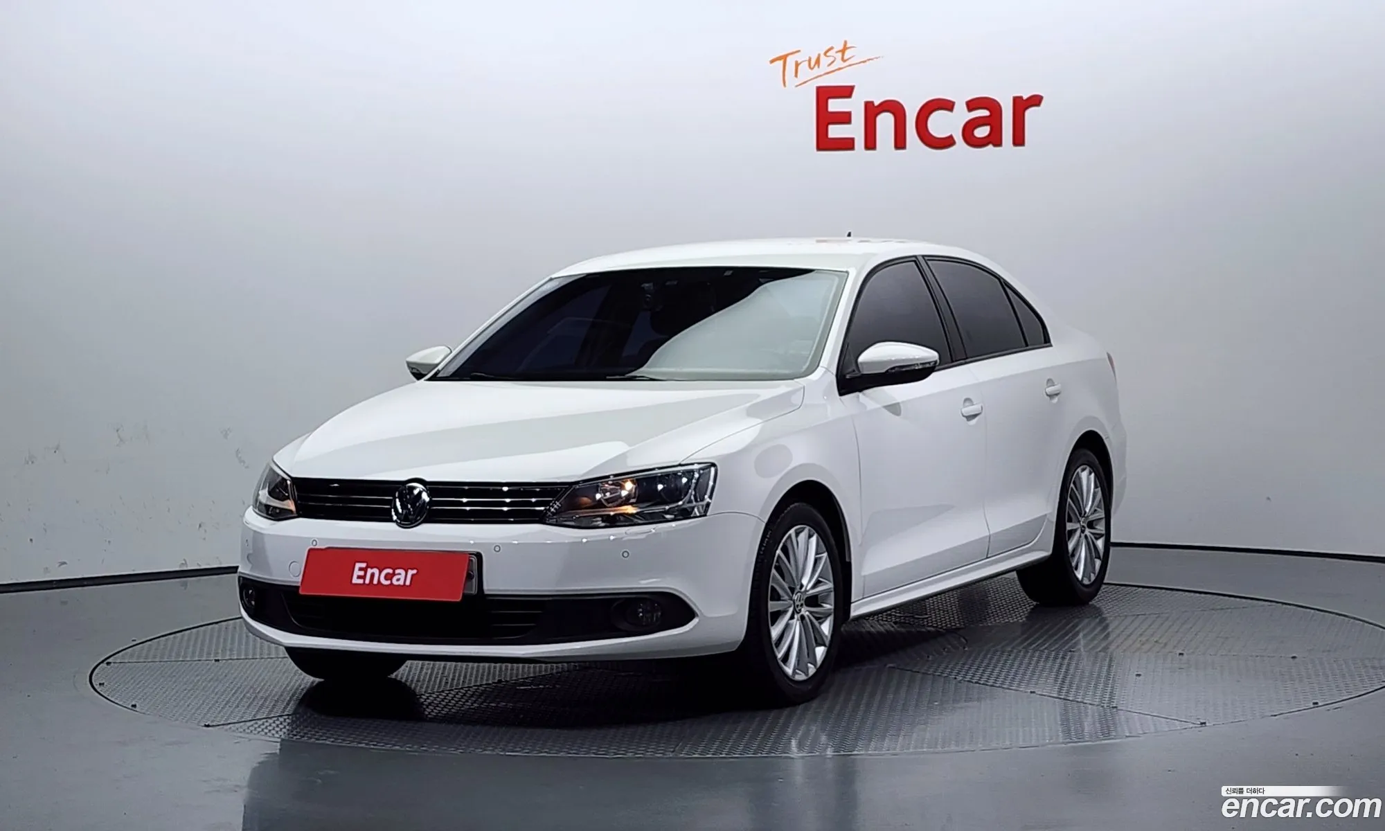 Volkswagen New Jetta 16 Tdi Bluemotion 6Th Generation - фотография 12481197