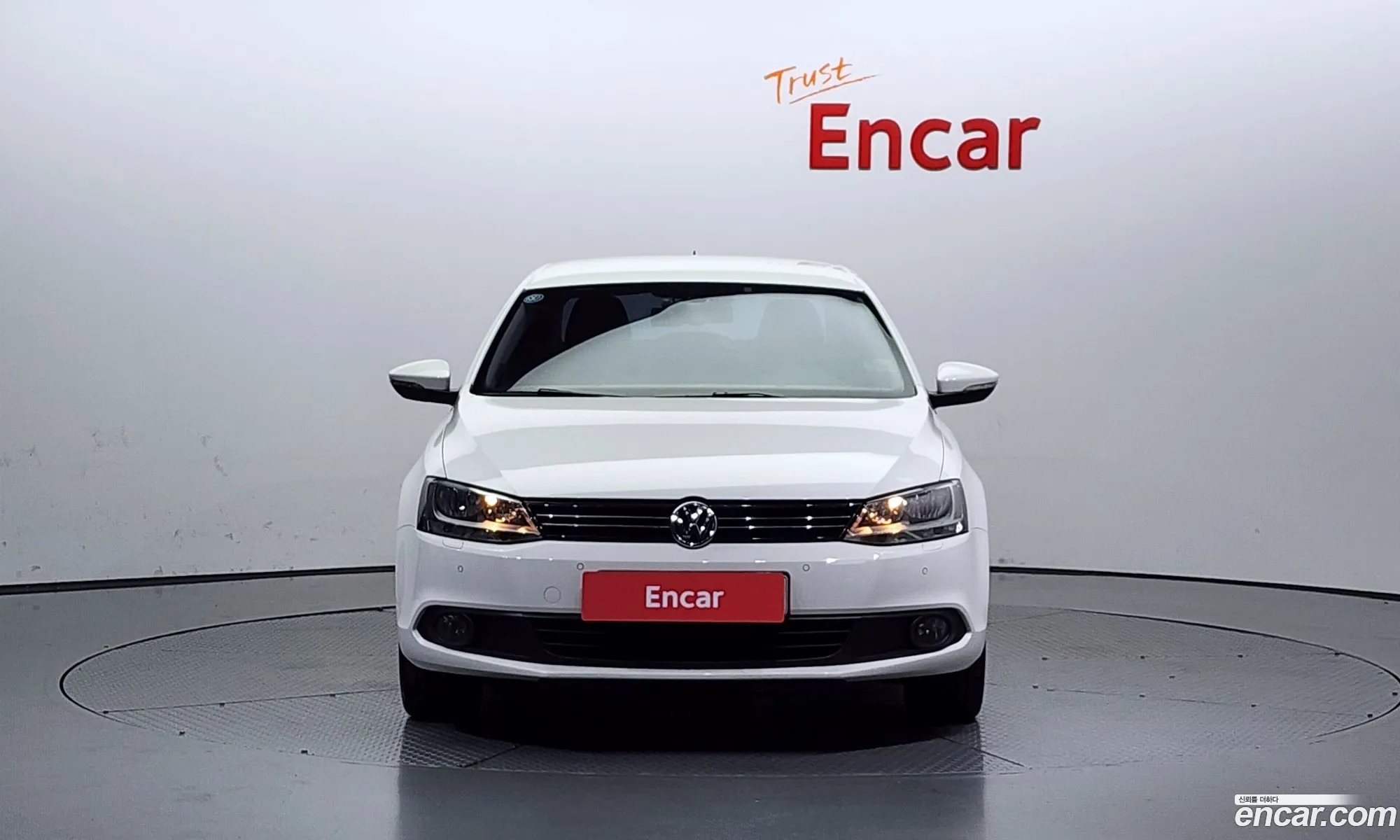 Volkswagen New Jetta 16 Tdi Bluemotion 6Th Generation - фотография 12481199