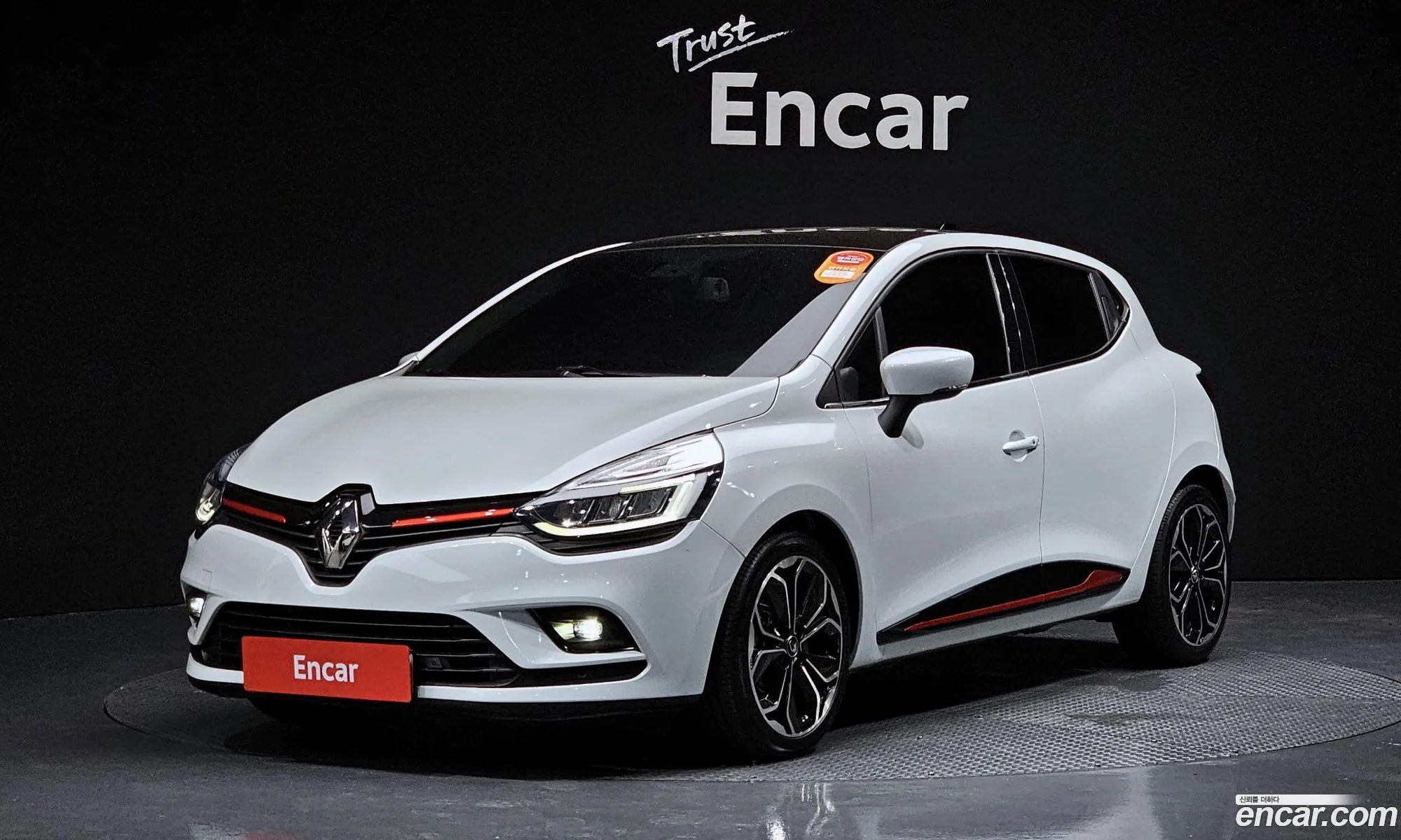 Renault Korea Samsung Clio Intense Panoramic - фотография 7359269