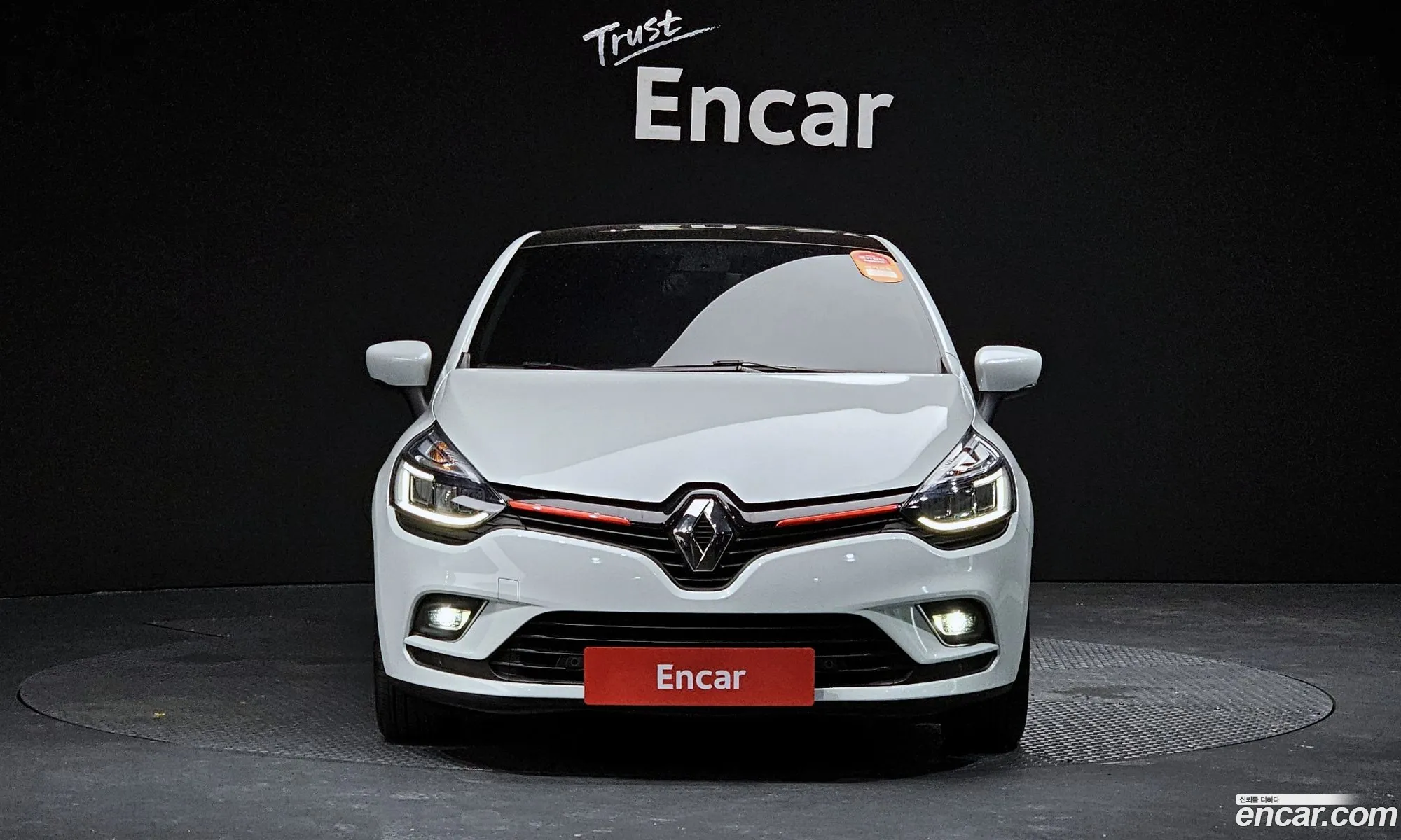 Renault Korea Samsung Clio Intense Panoramic - фотография 7359271