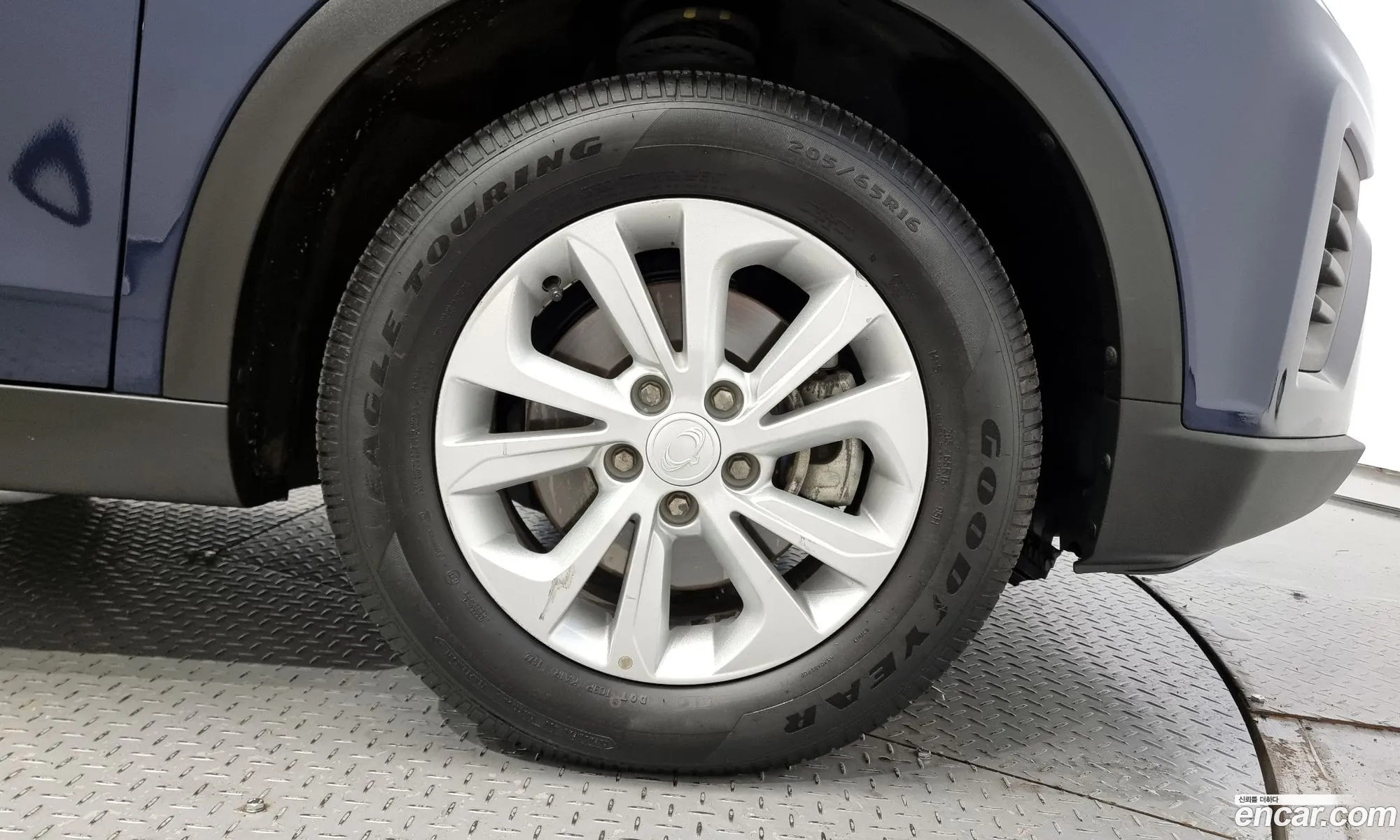 Kg Mobility Ssangyong Very New Tivoli Diesel 16 2Wd V1 - фотография 7973357