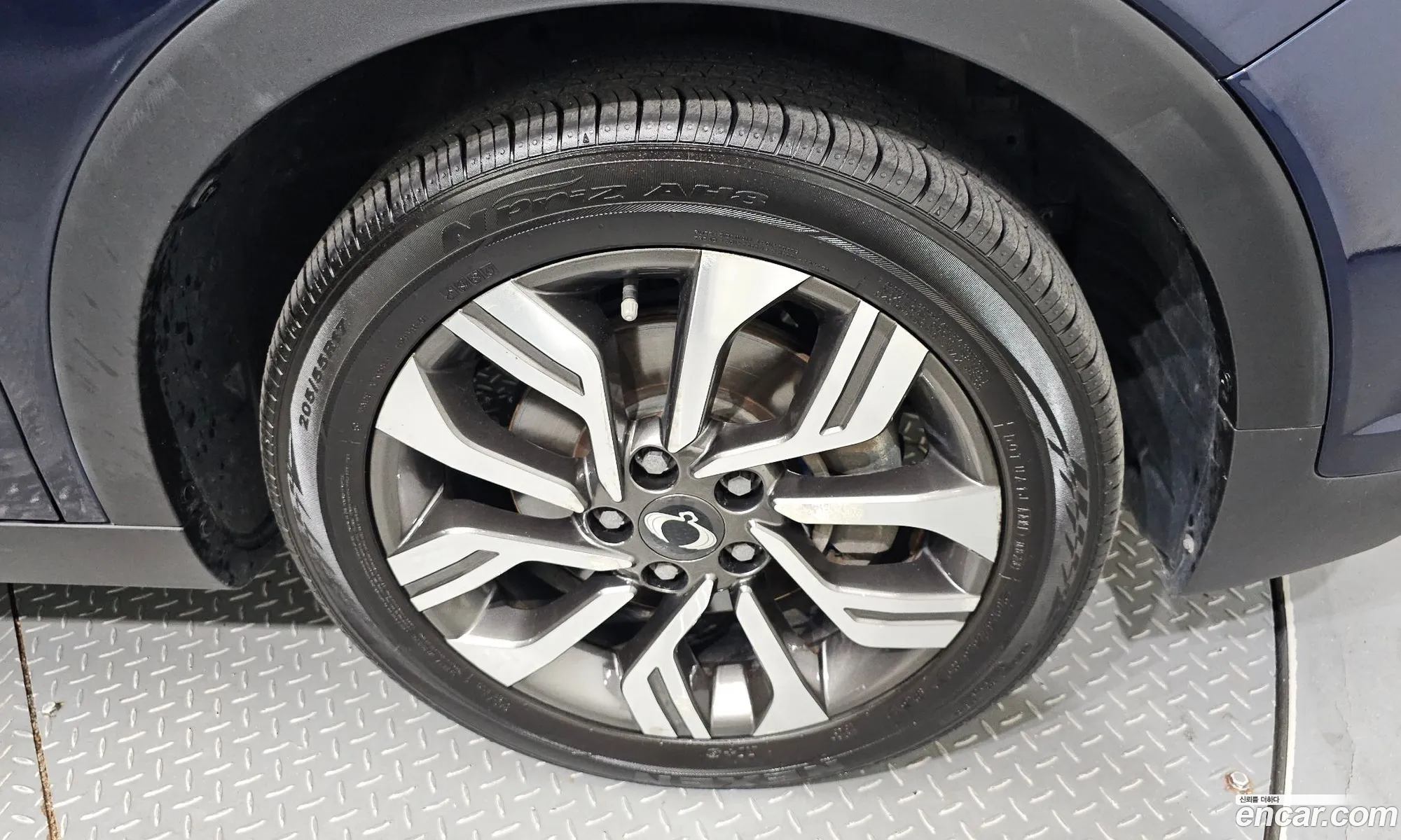 Kg Mobility Ssangyong Tivoli Armor Diesel Gear Edition 2Wd - фотография 6928485