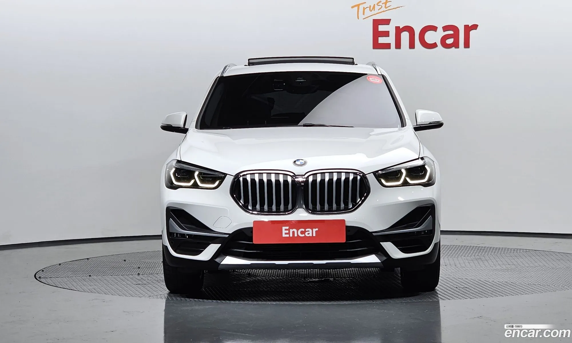 BMW X1 F48 xDrive 20I Xline - фотография 12523351