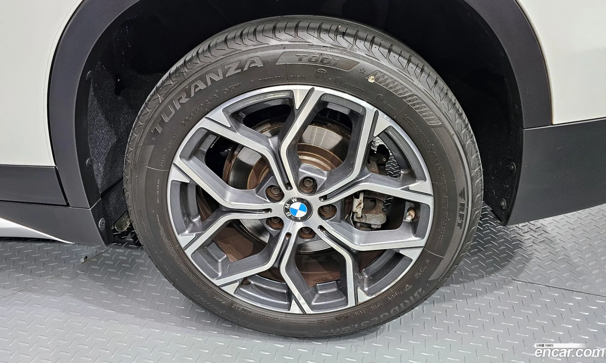 BMW X1 F48 xDrive 20I Xline - фотография 12523353