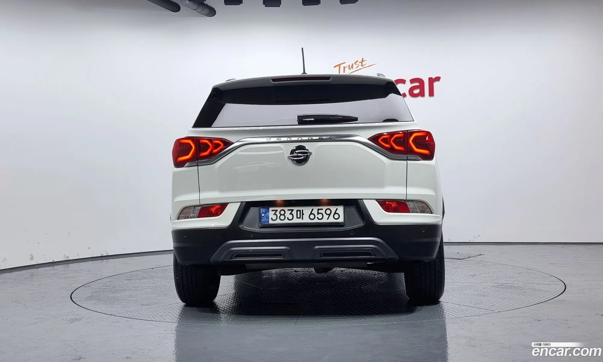 Kg Mobility Ssangyong Beautiful Korando Gasoline 15 2Wd C5 Plus - фотография 7556195