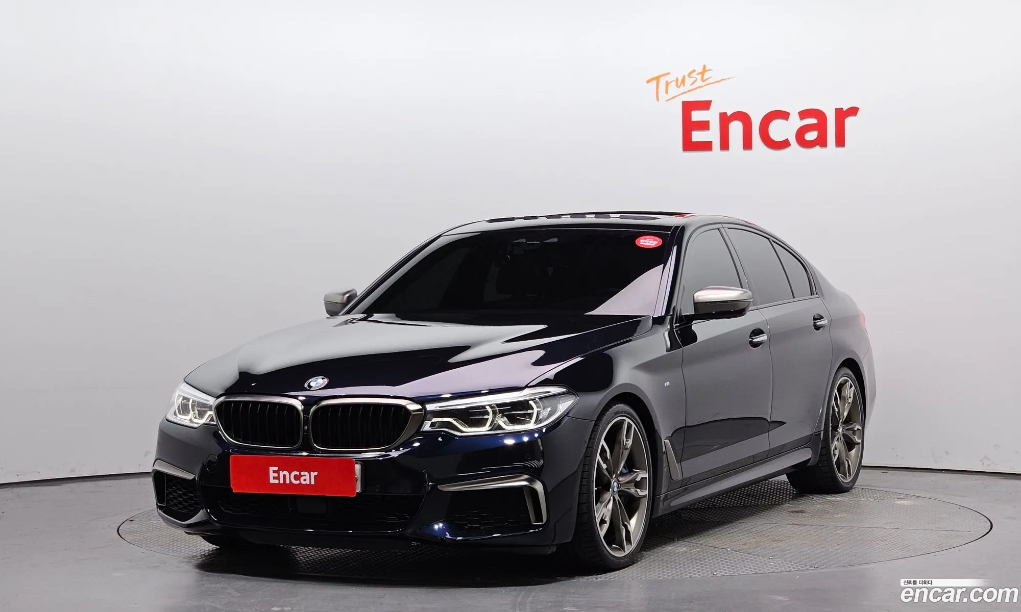 BMW 5 Series G30 M550D xDrive - фотография 7052042