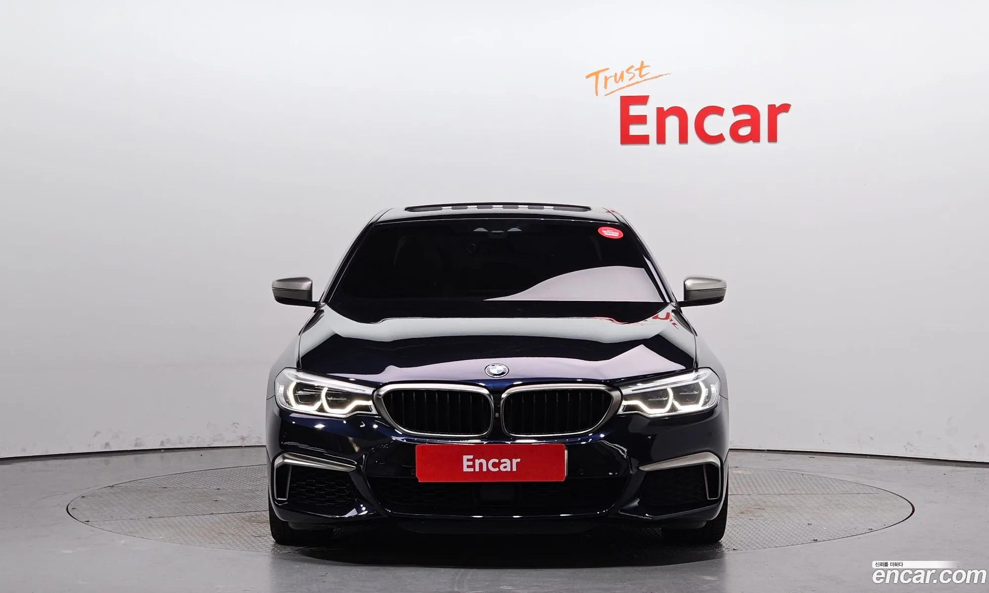 BMW 5 Series G30 M550D xDrive - фотография 7052044