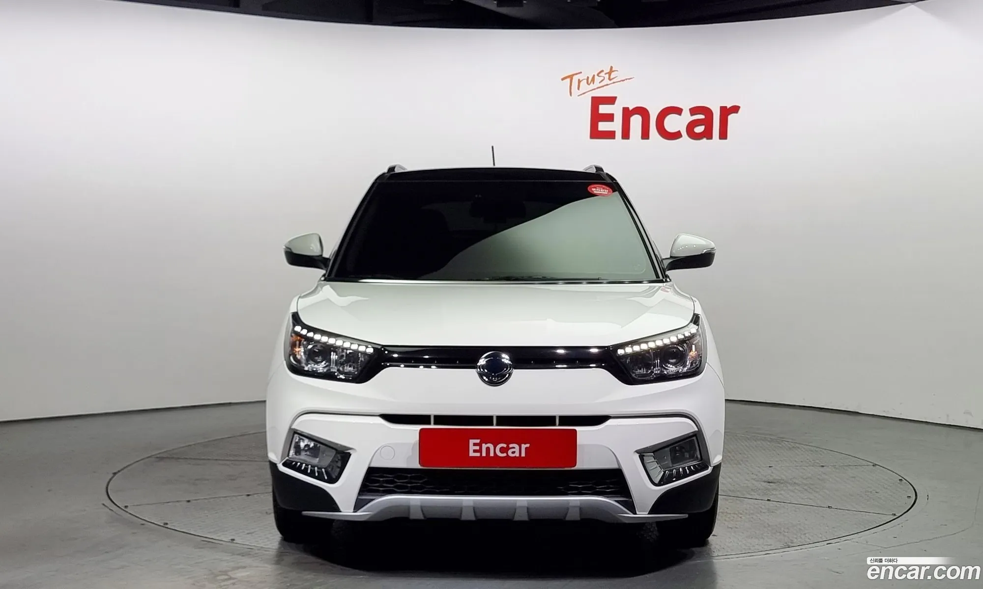 Kg Mobility Ssangyong Tivoli Armor Diesel Vx 2Wd - фотография 7556182