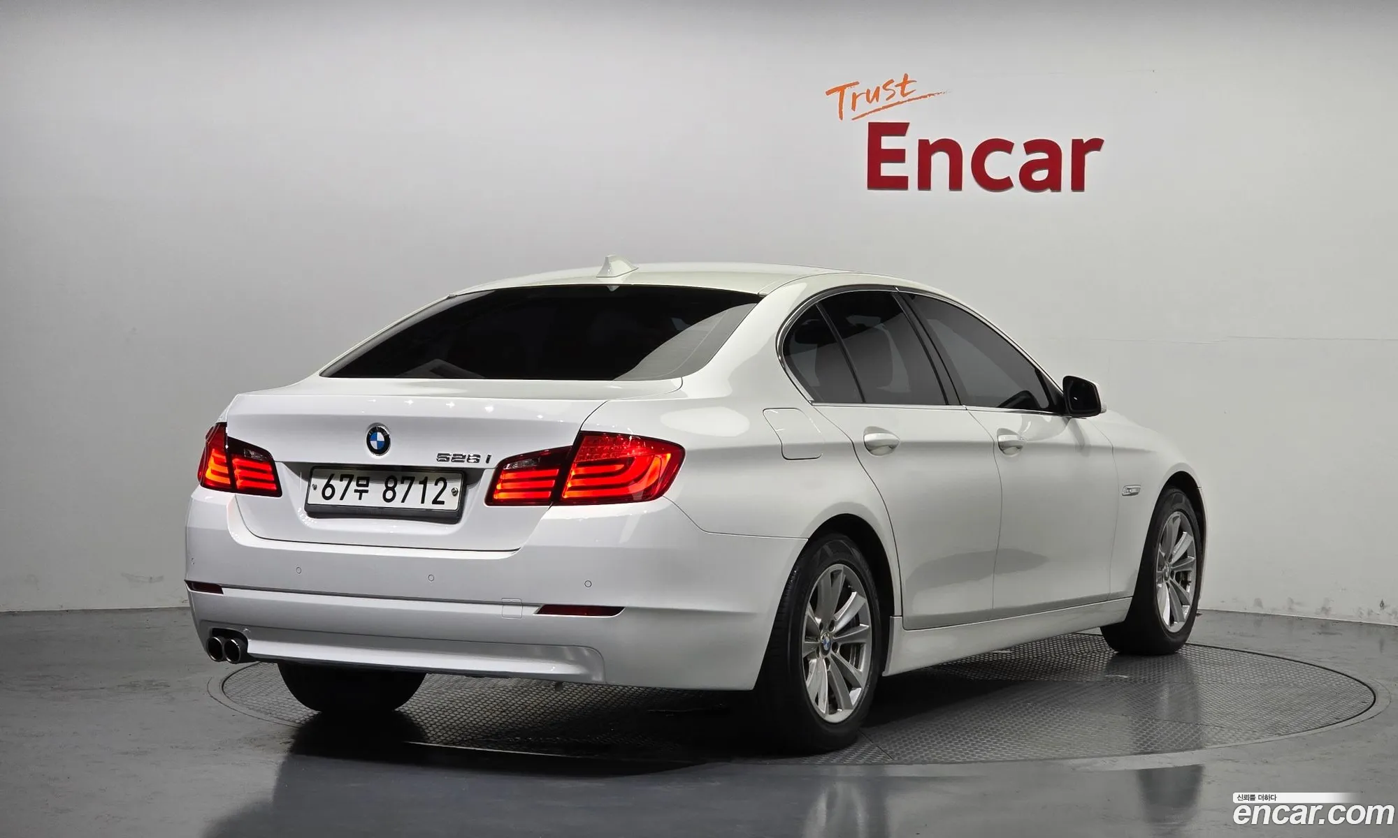 BMW 5 Series F10 528I - фотография 8375418