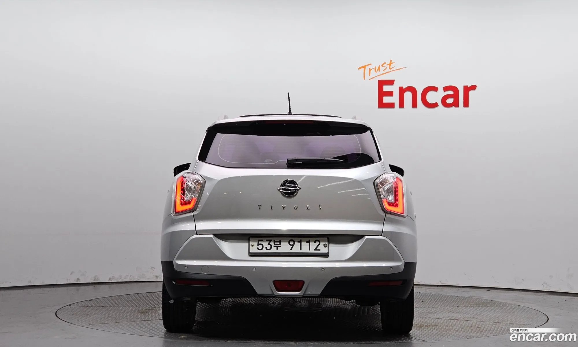 Kg Mobility Ssangyong Tivoli Lx 2Wd Luxury Model - фотография 7221549